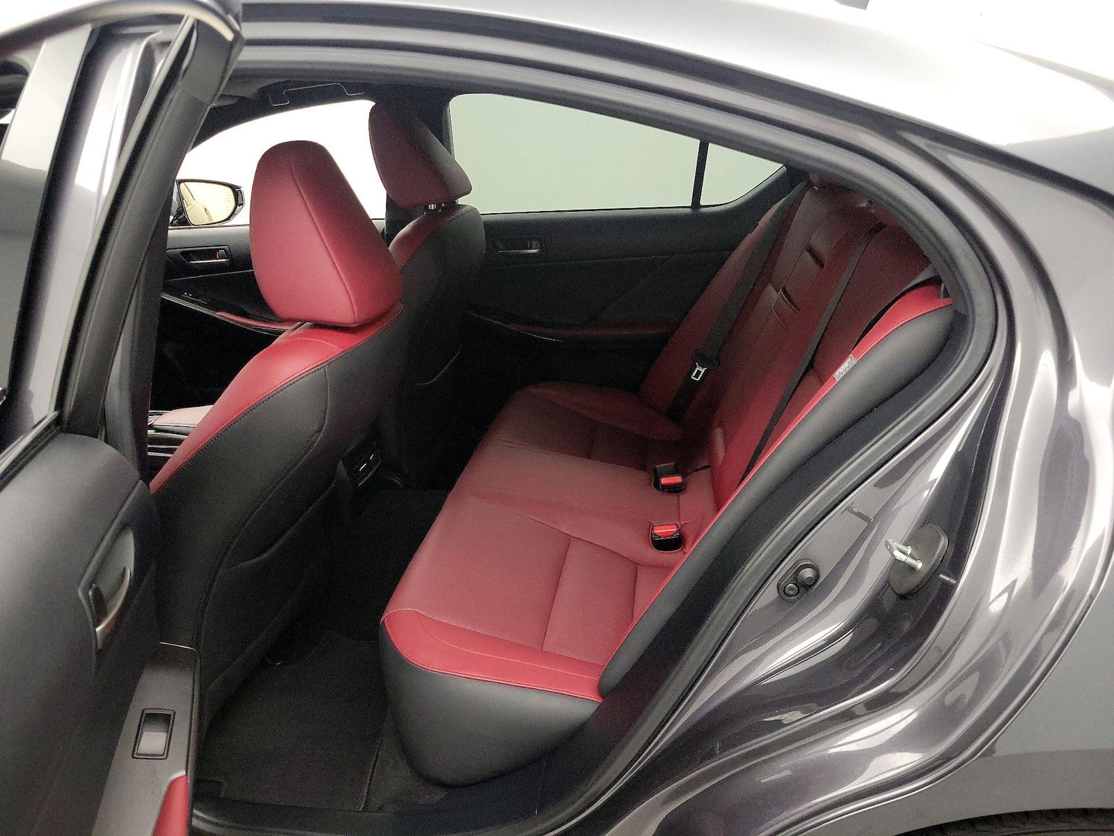 2022 Lexus IS 300 - Photo 22