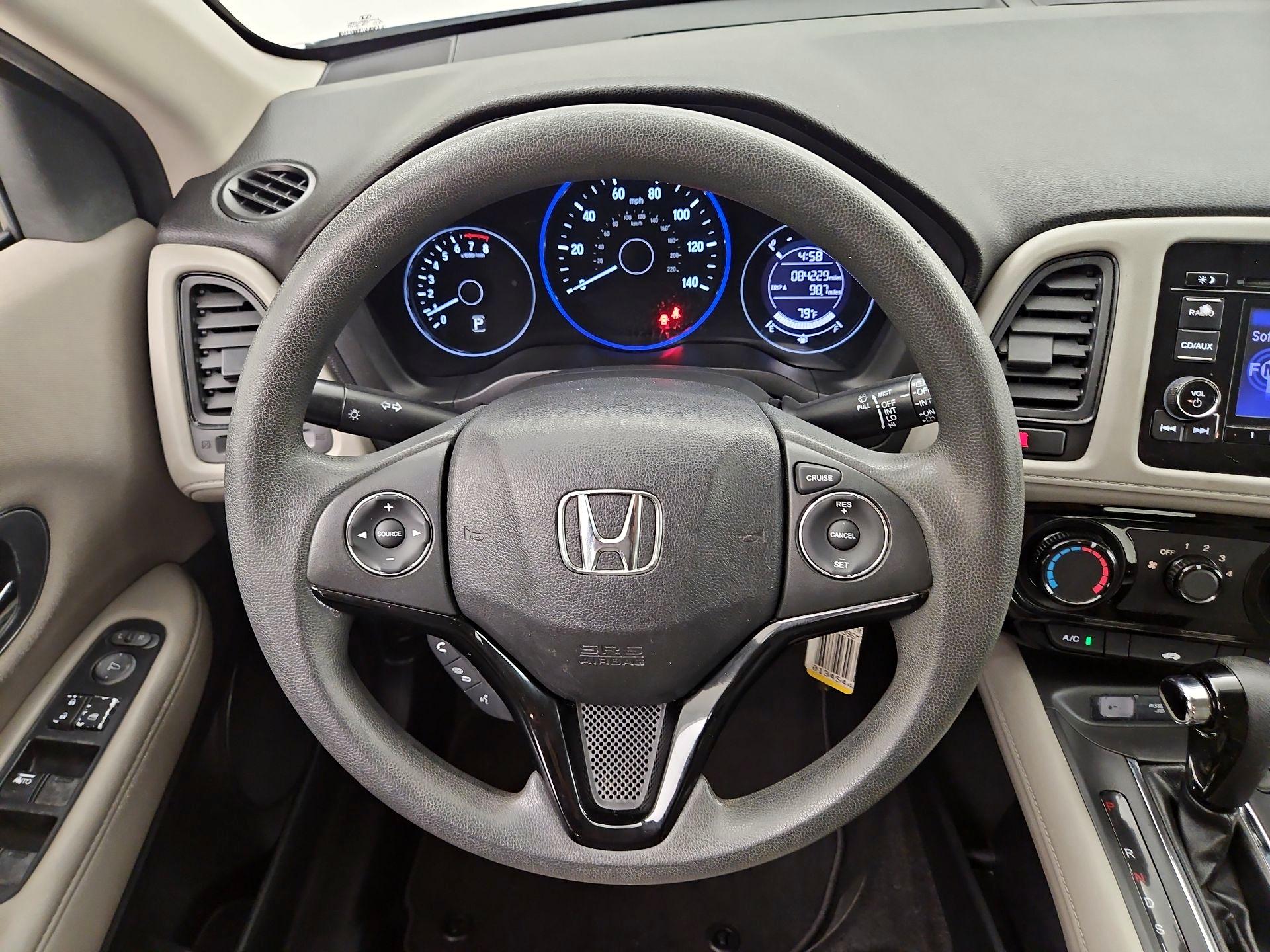 Thumbnail: 2016 Honda HR-V - 10