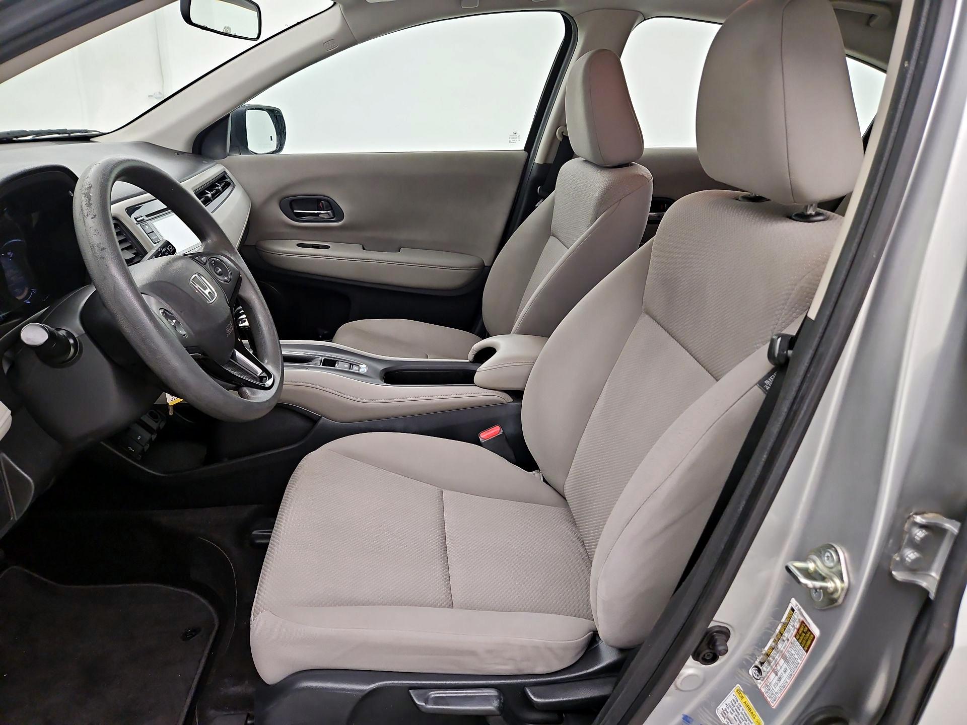 Thumbnail: 2016 Honda HR-V - 11