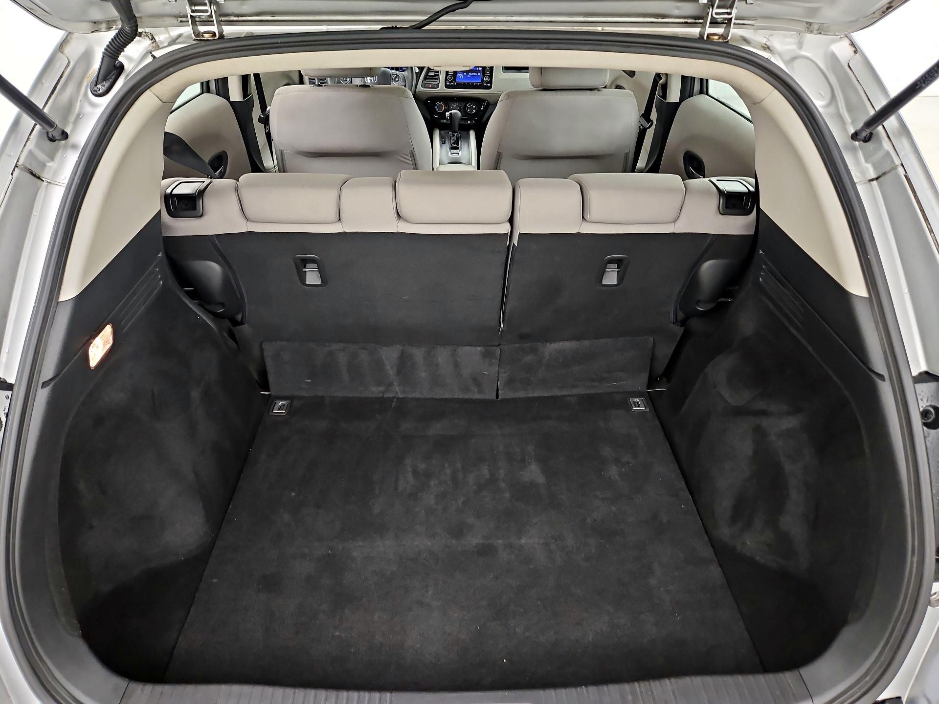 Thumbnail: 2016 Honda HR-V - 20