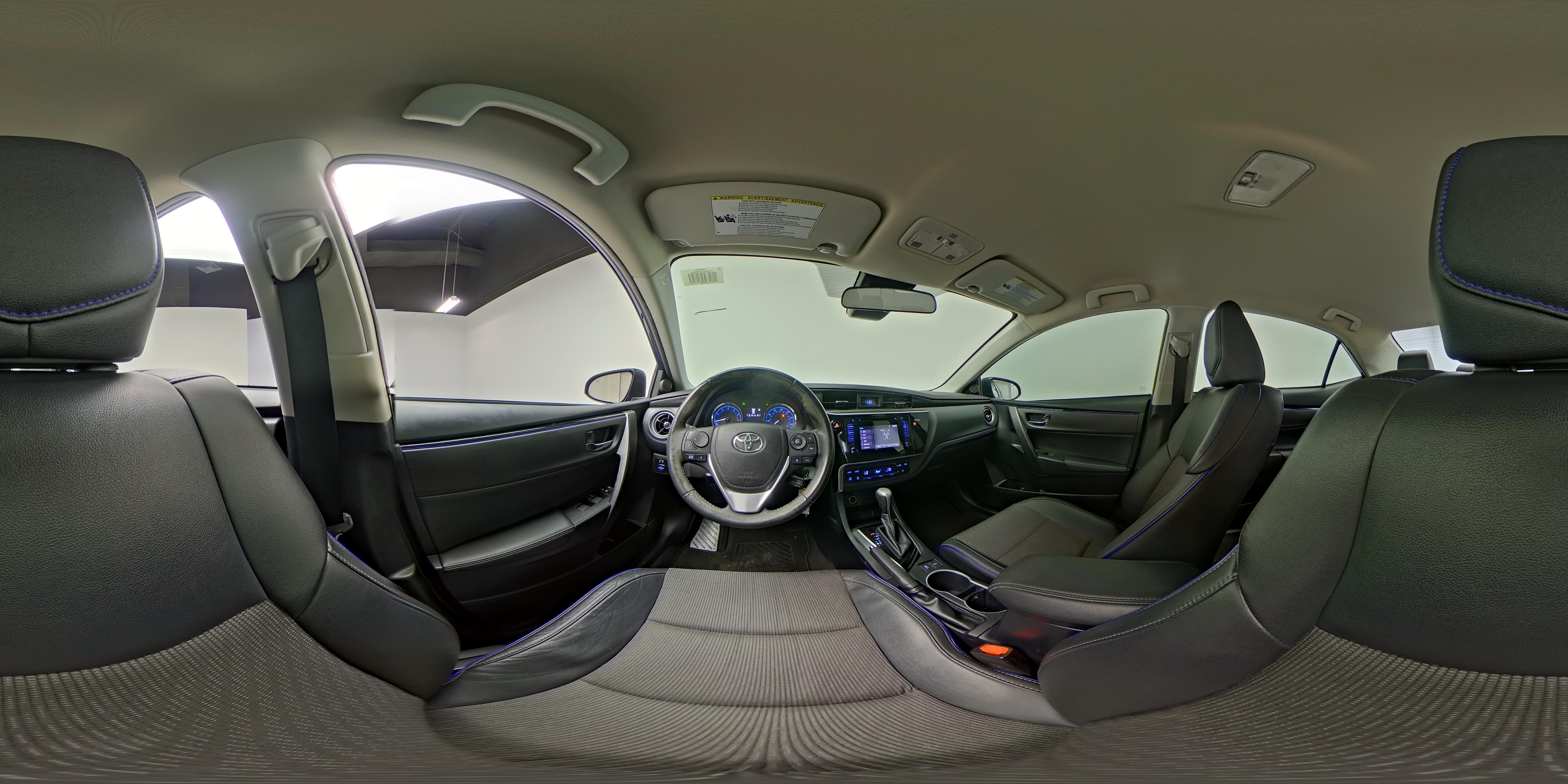 2017 Toyota Corolla SE - Photo 26