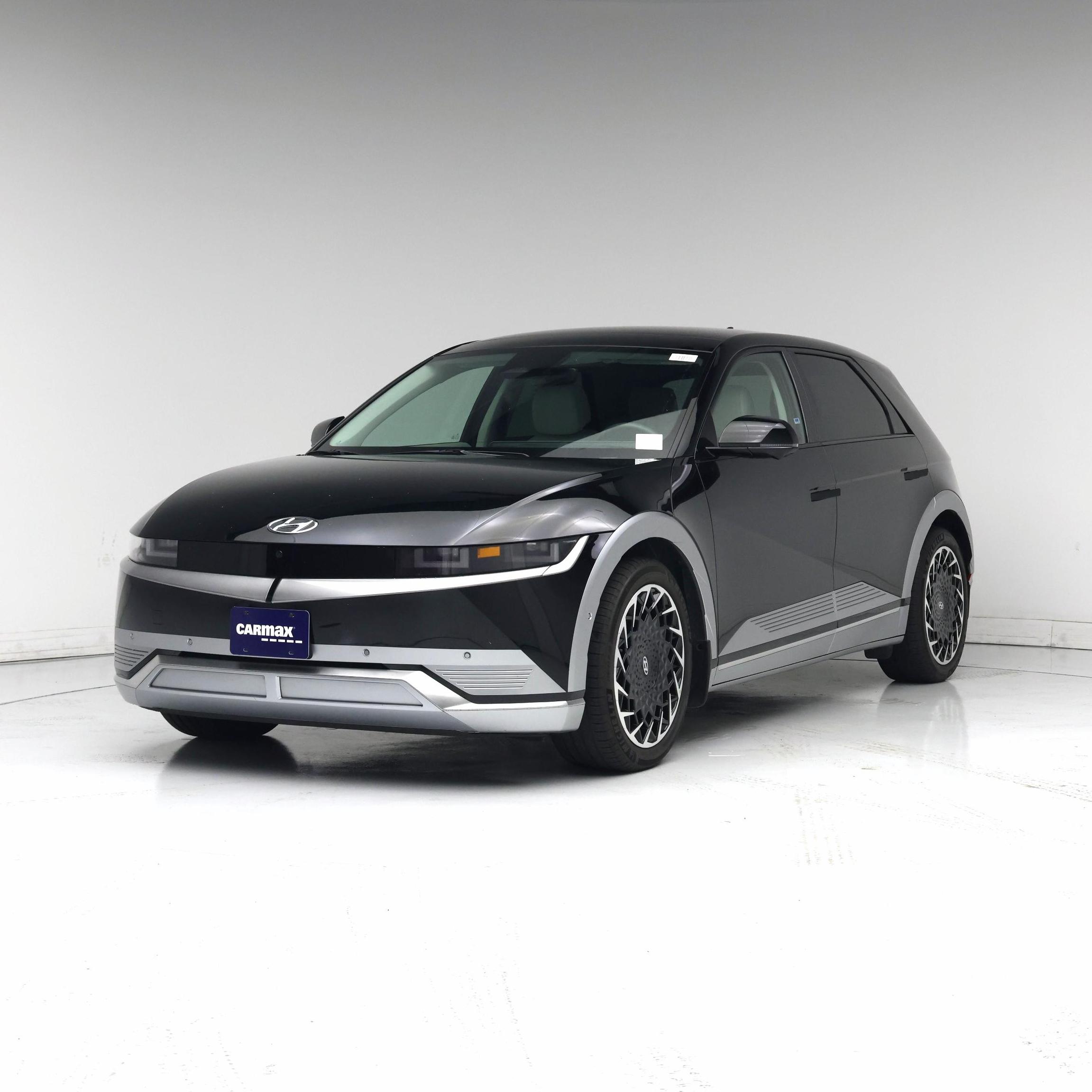 Thumbnail: 2023 Hyundai Ioniq 5 - 4