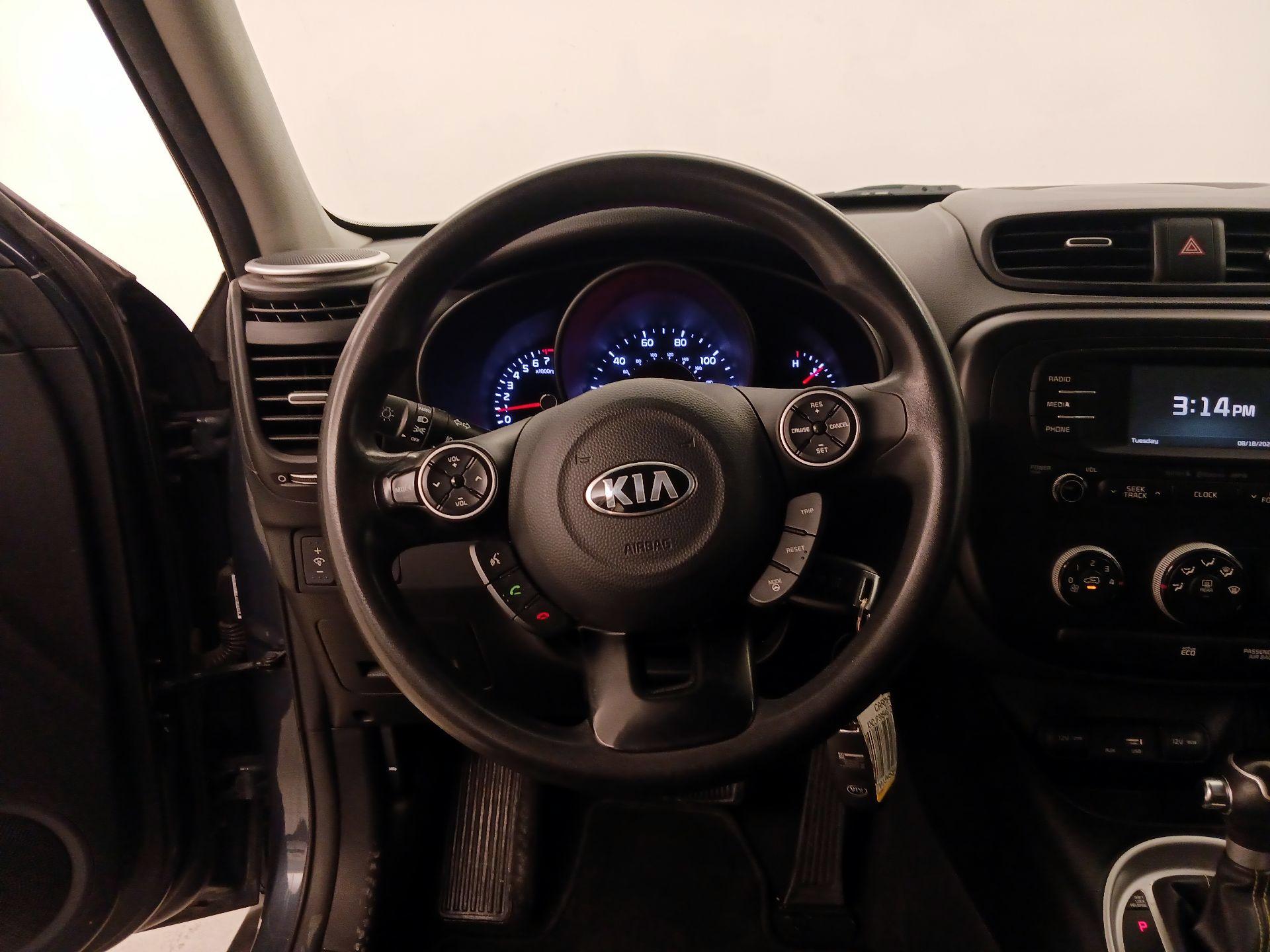 Thumbnail: 2016 Kia Soul - 10