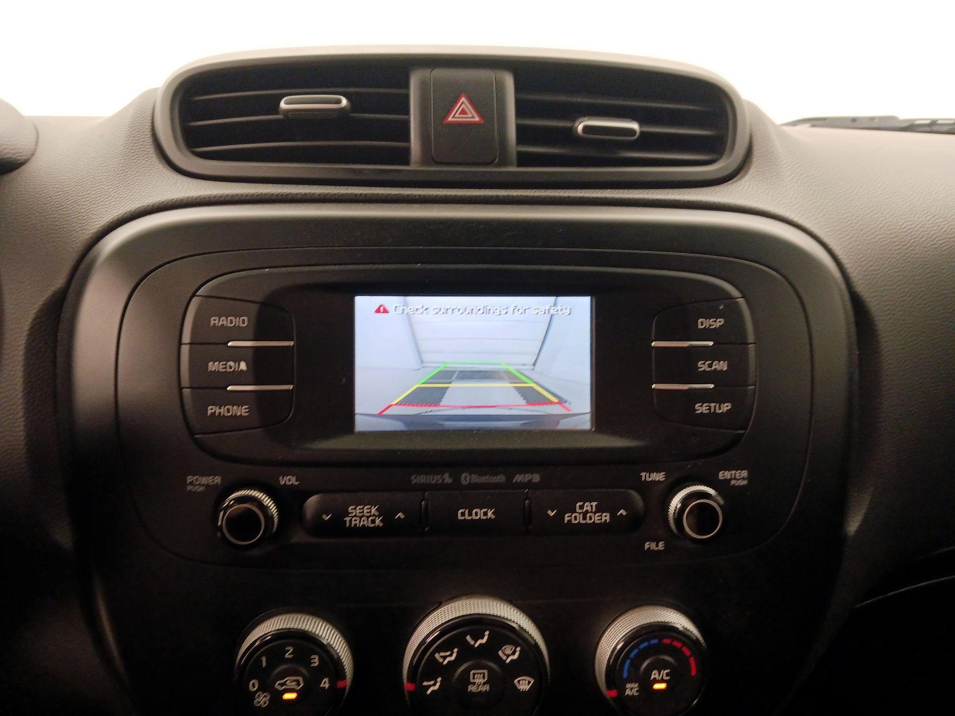 Thumbnail: 2016 Kia Soul - 14