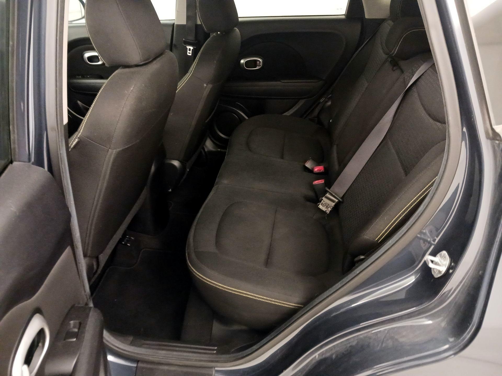 Thumbnail: 2016 Kia Soul - 19