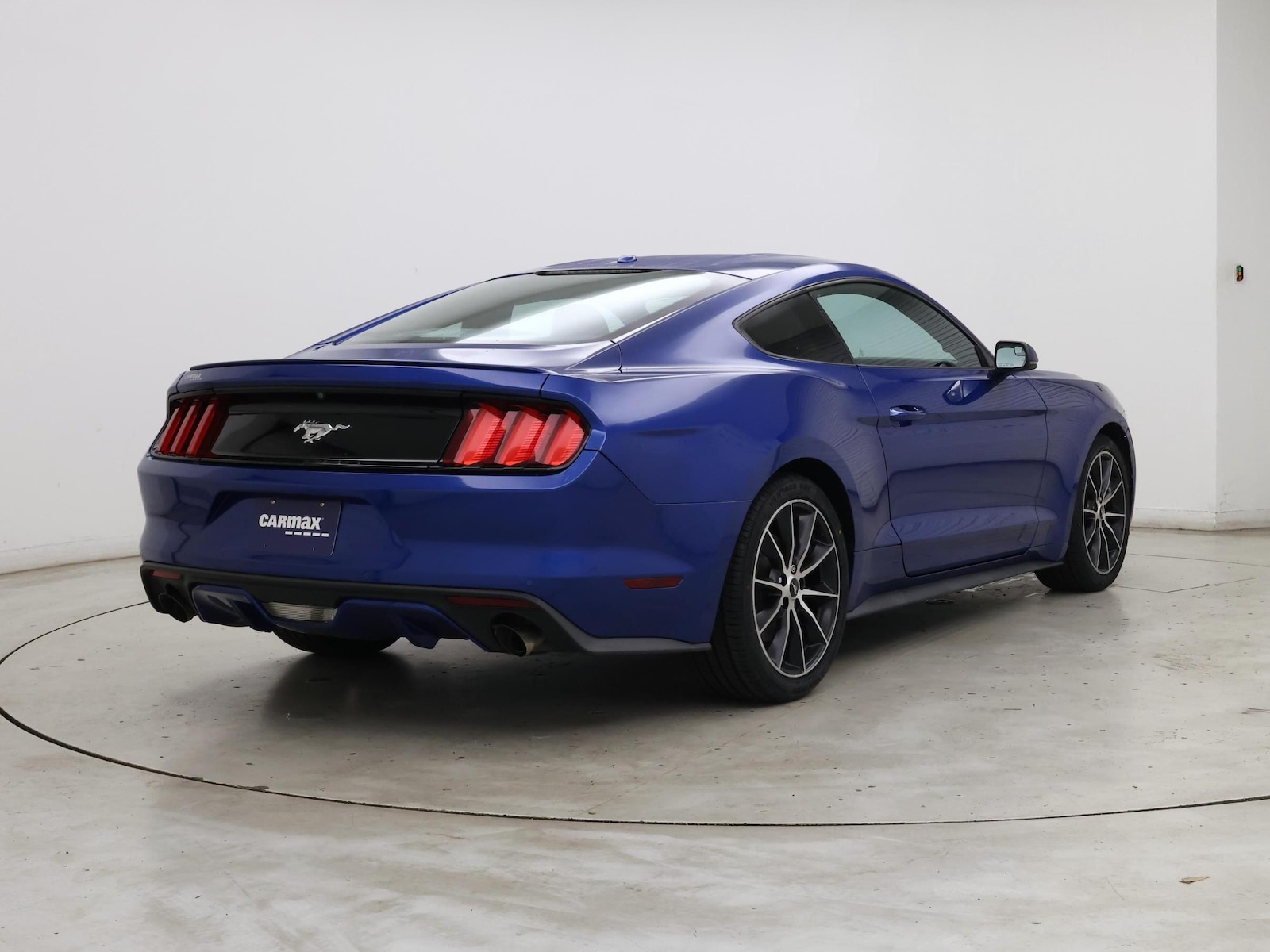 2017 Ford Mustang EcoBoost Premium - Photo 9