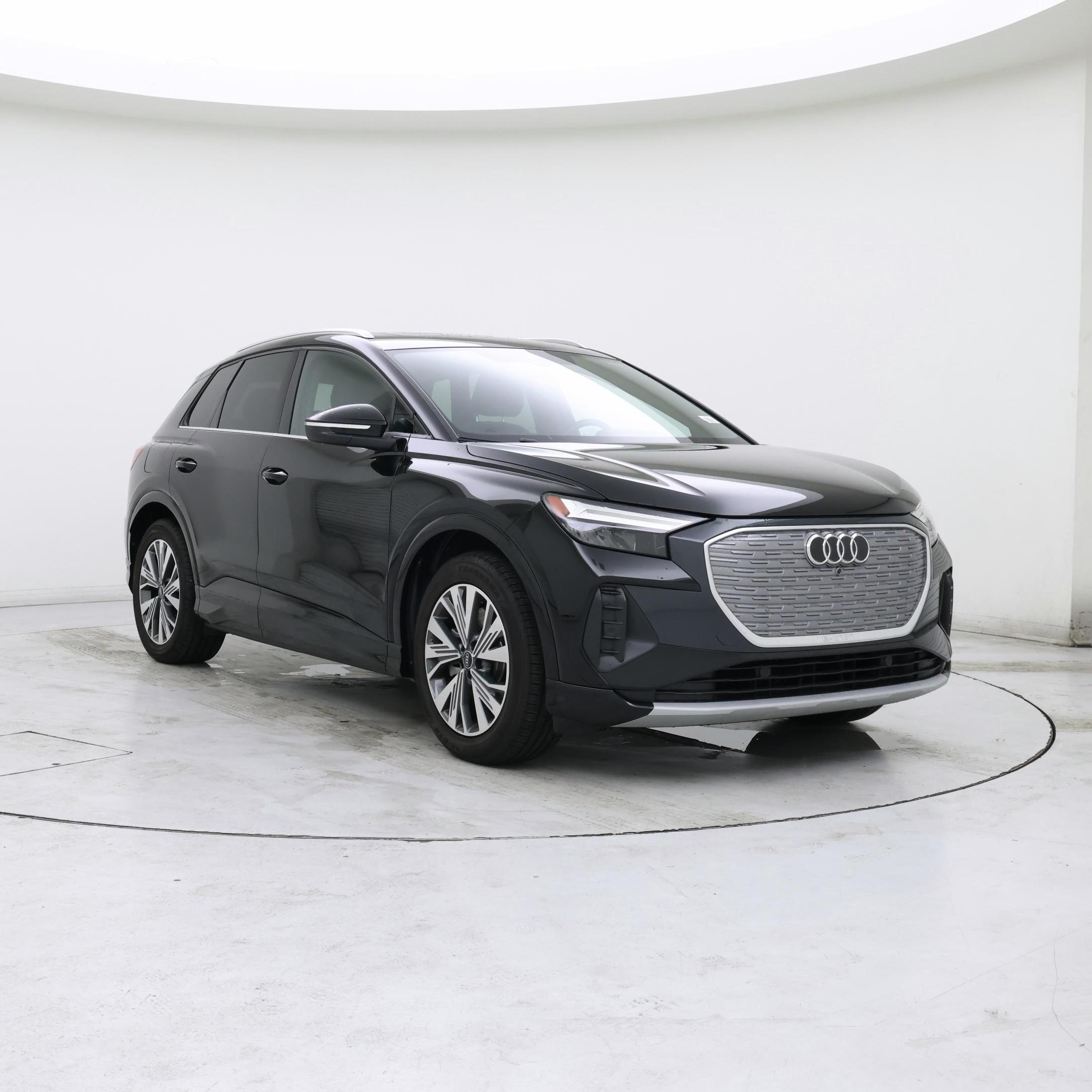 Black 2023 Audi Q4 e-tron SUV / Crossover Rear-Wheel Drive Automatic