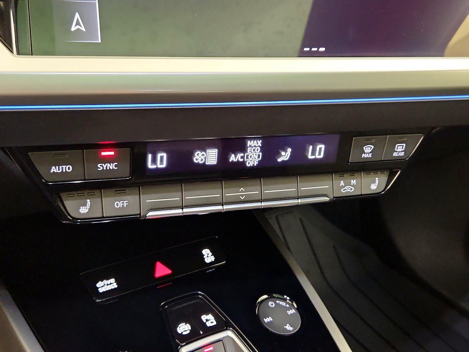 2023 Audi Q4 e-tron Premium Plus - Photo 18