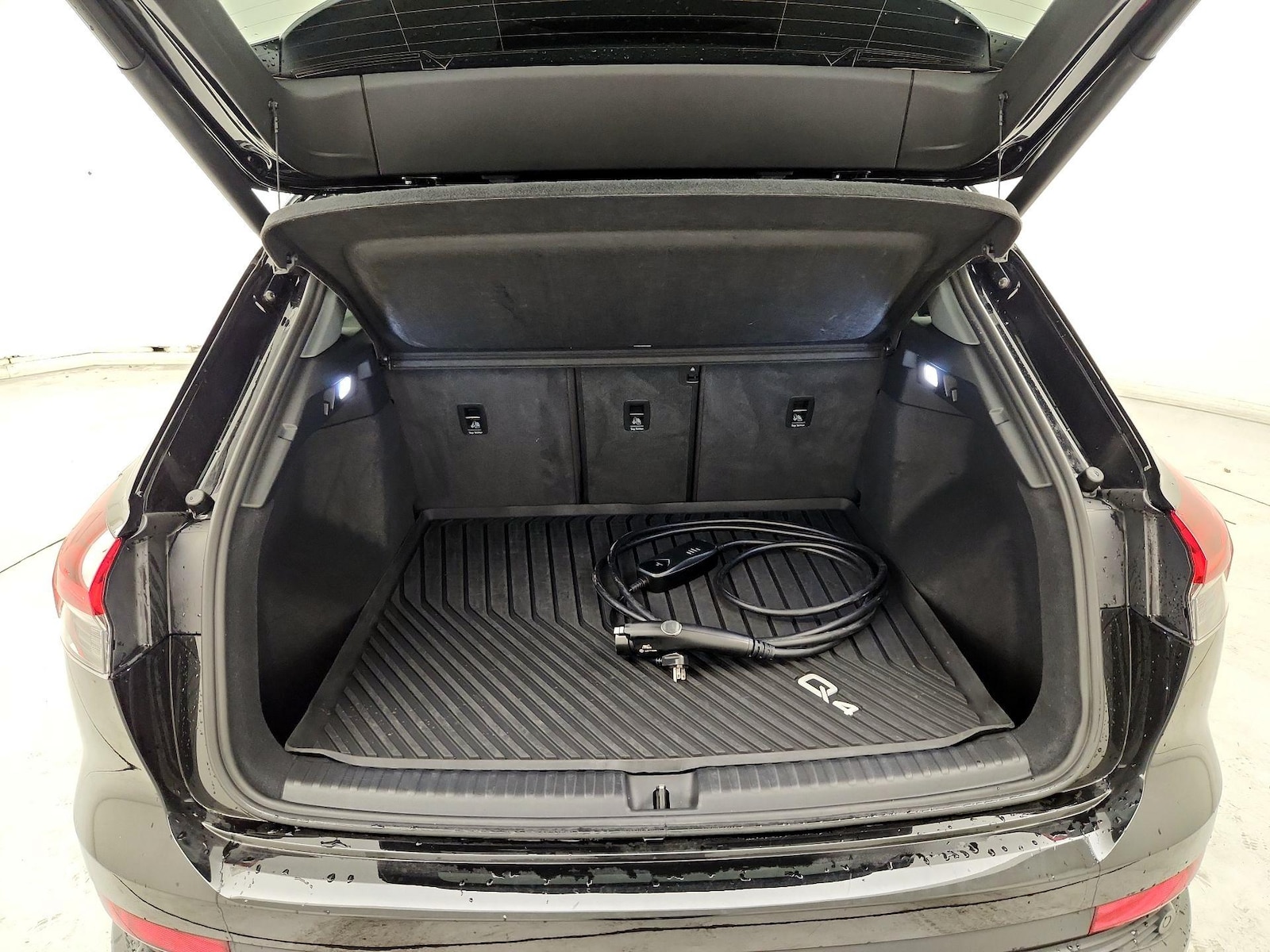 2023 Audi Q4 e-tron Premium Plus - Photo 23