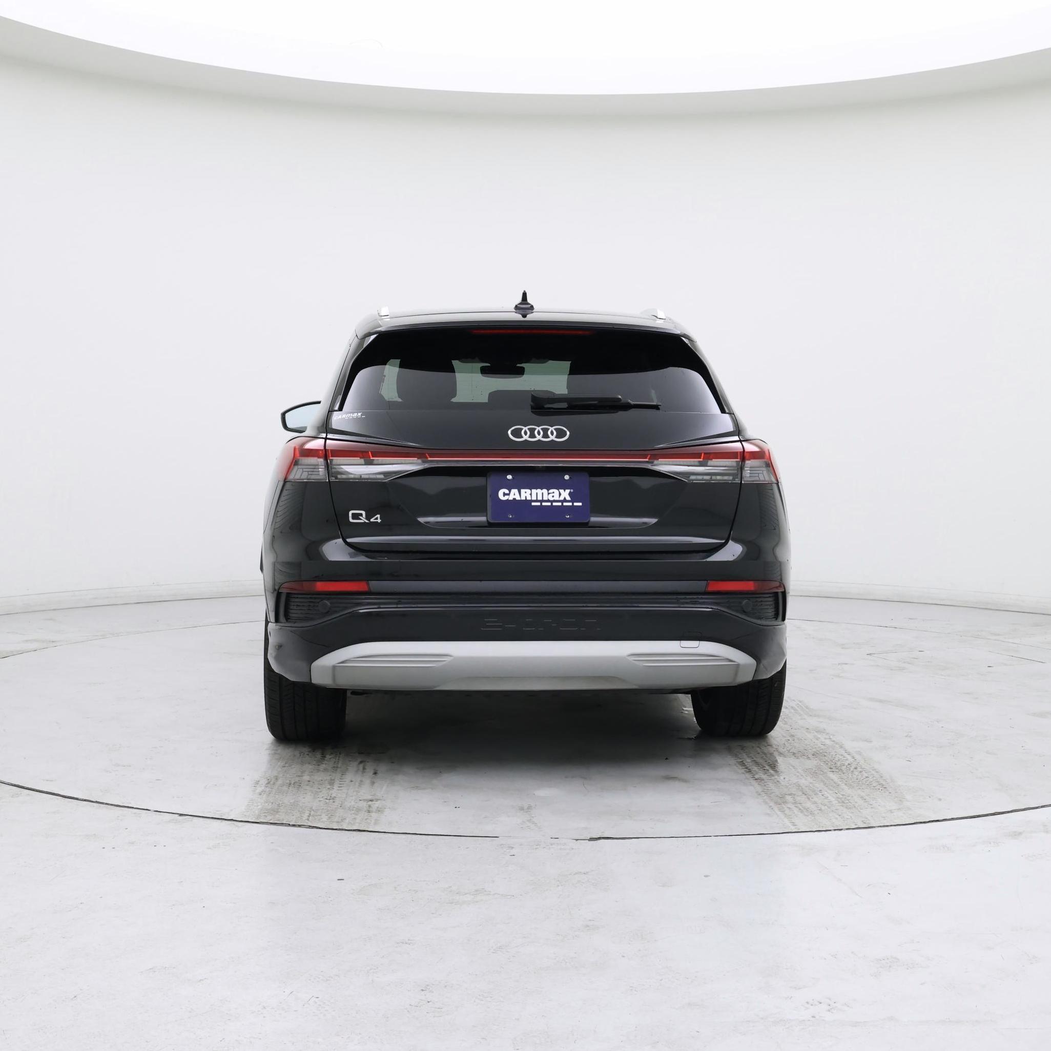 Thumbnail: 2023 Audi Q4 e-tron - 6