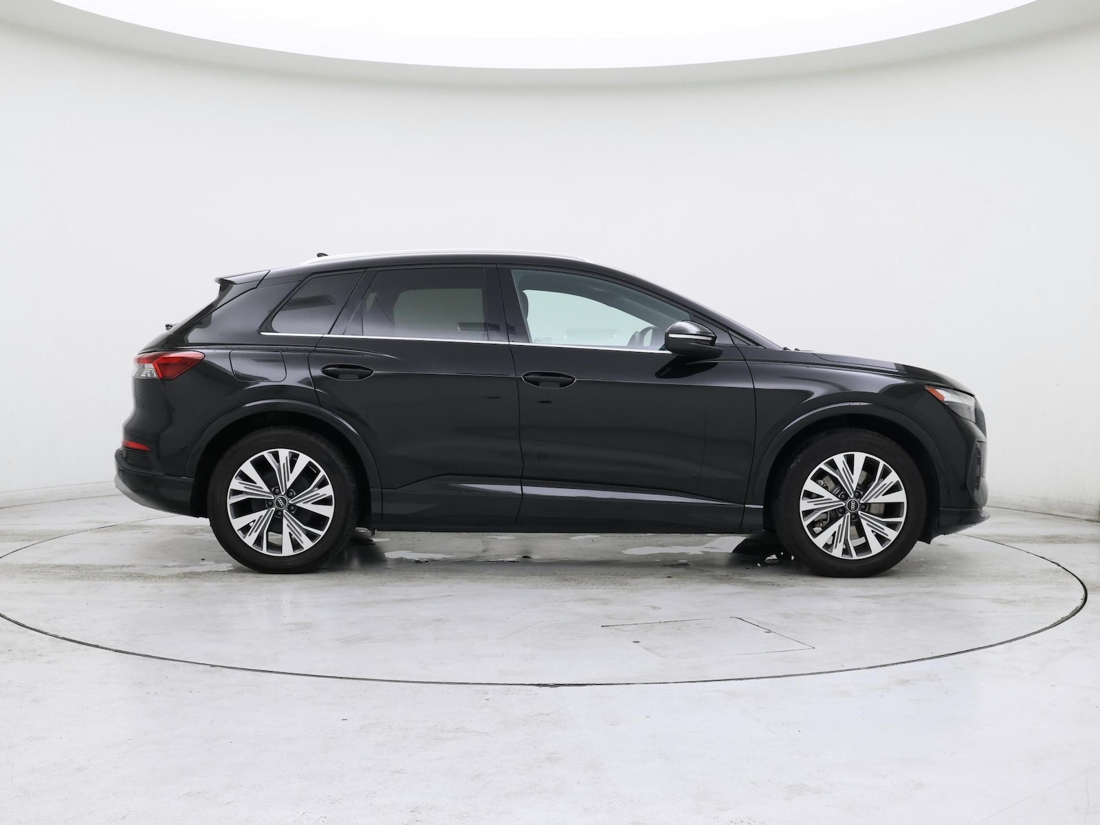 2023 Audi Q4 e-tron Premium Plus - Photo 8