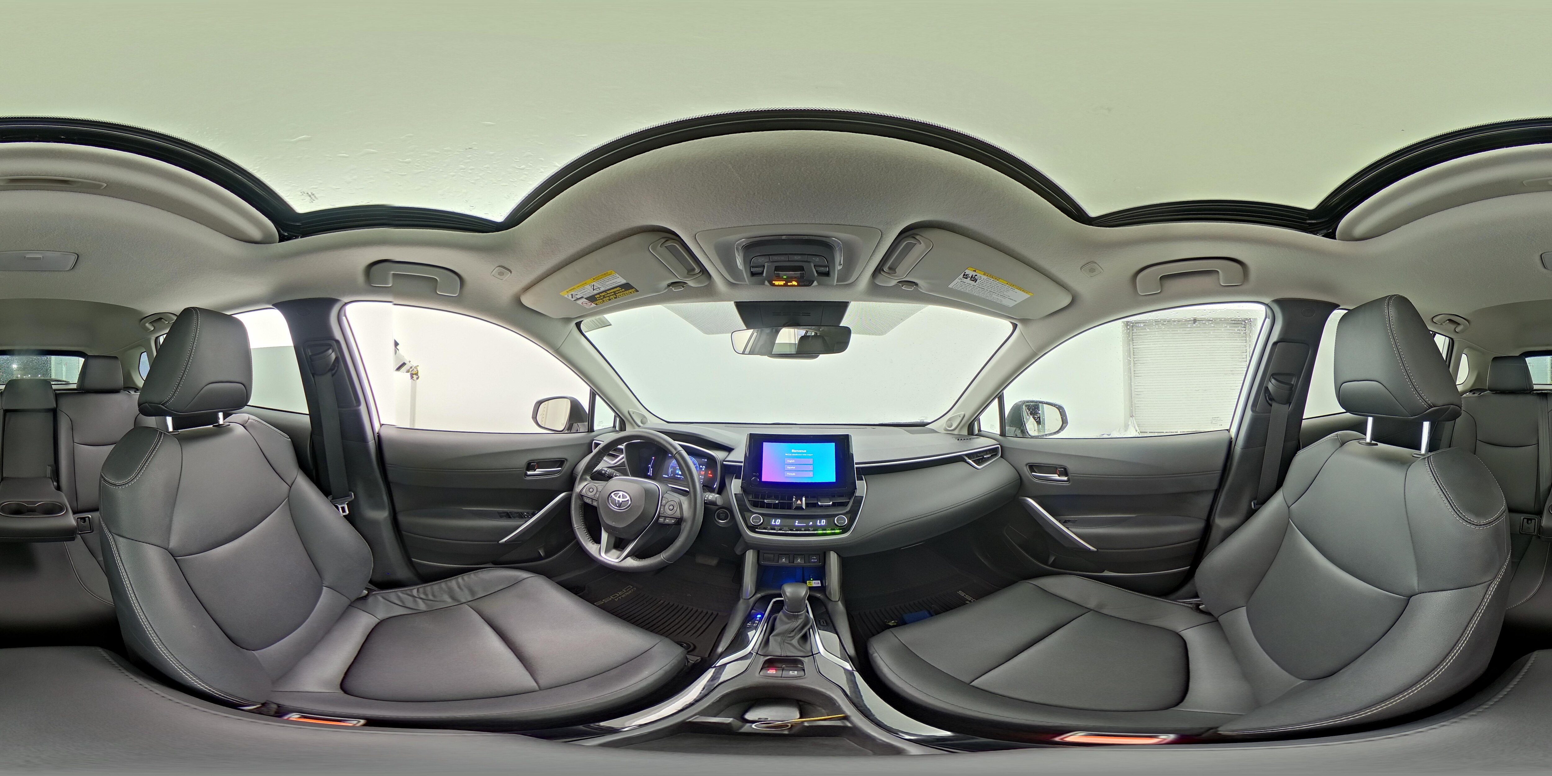 2023 Toyota Corolla Cross XLE - Photo 25