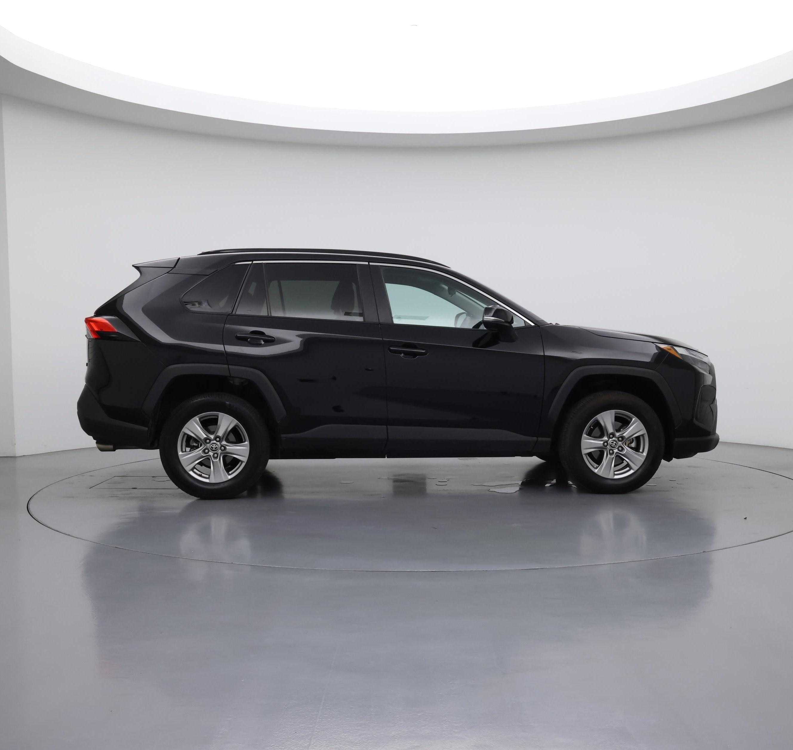 Thumbnail: 2022 Toyota RAV4 - 7
