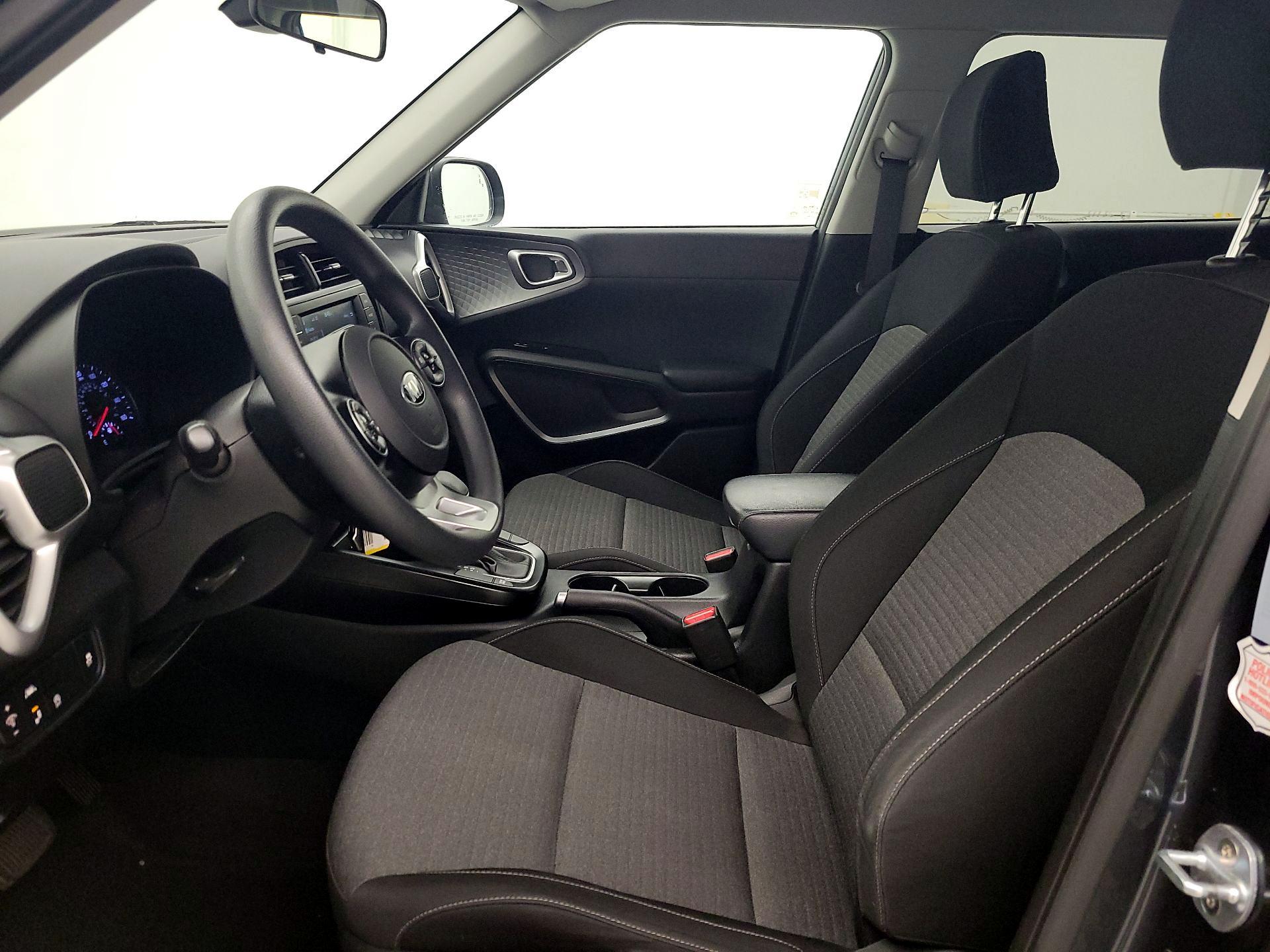 Thumbnail: 2020 Kia Soul - 11