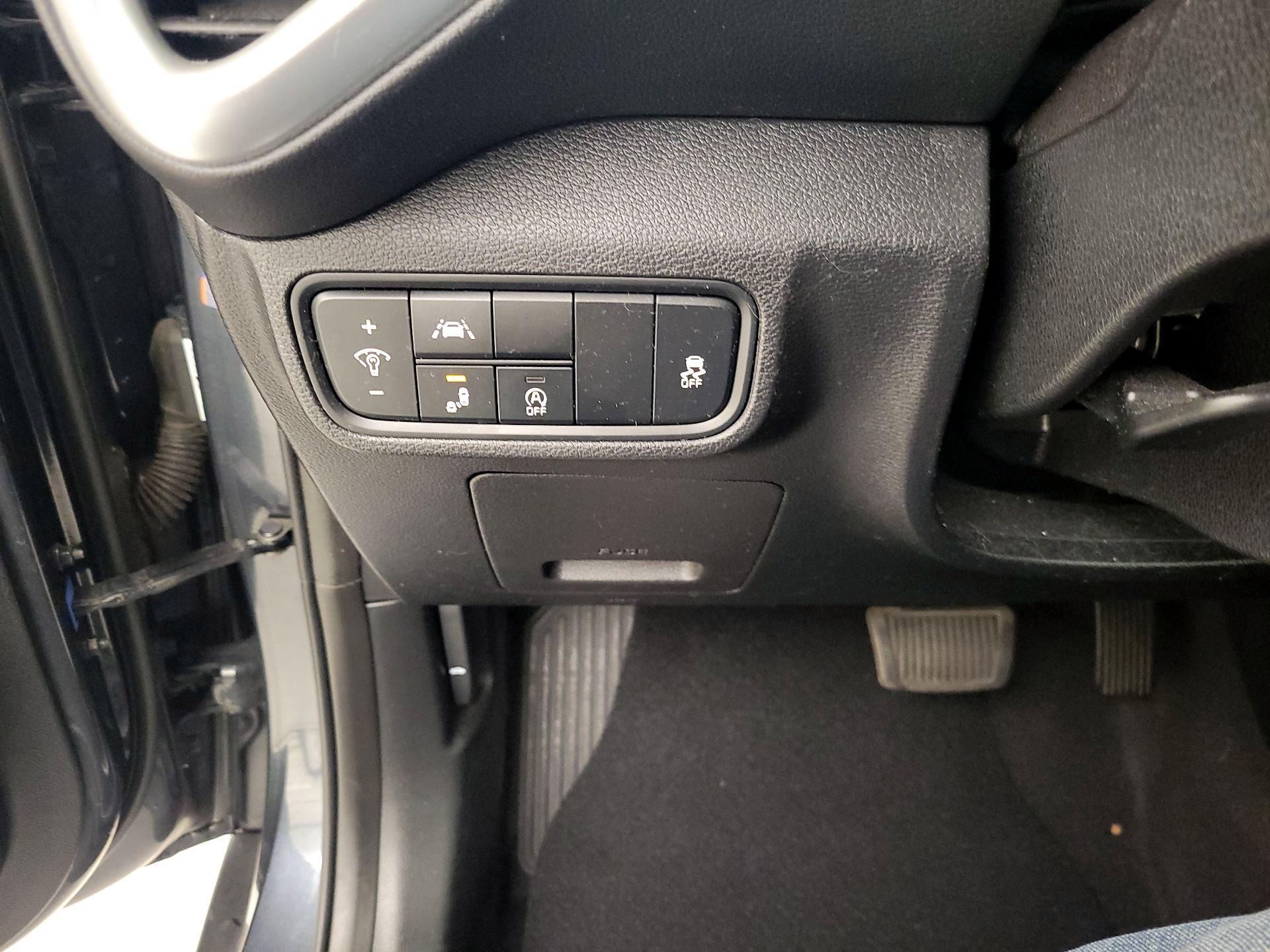Thumbnail: 2020 Kia Soul - 13