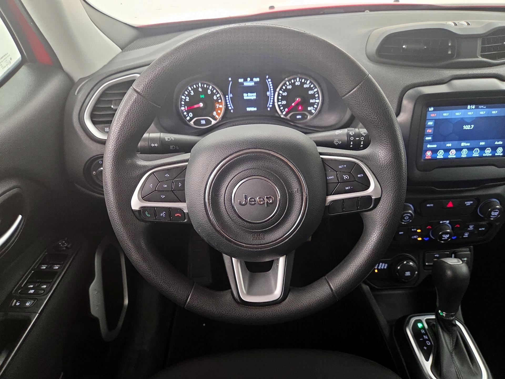 Thumbnail: 2018 Jeep Renegade - 10
