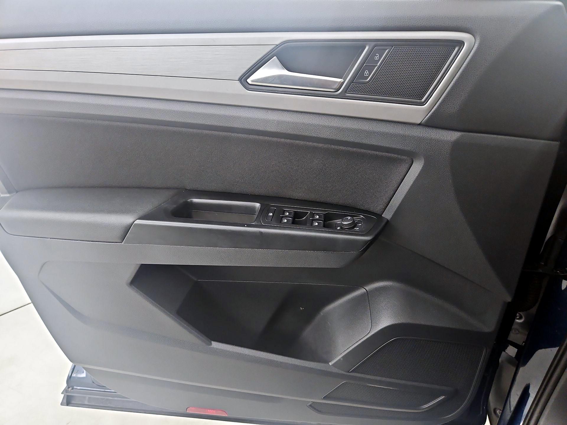Thumbnail: 2020 Volkswagen Atlas - 12