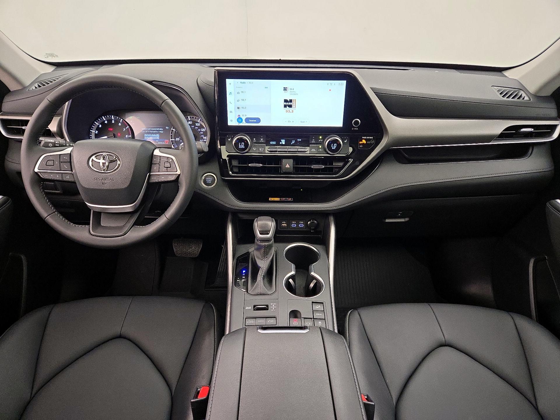 Thumbnail: 2026 Toyota Highlander - 9