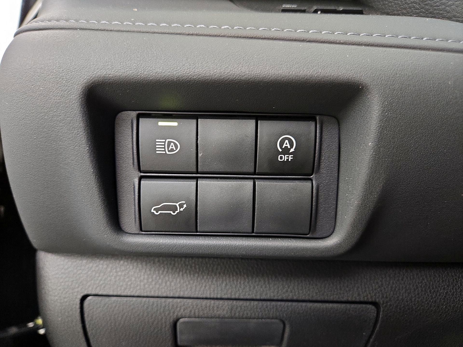 Thumbnail: 2026 Toyota Highlander - 13
