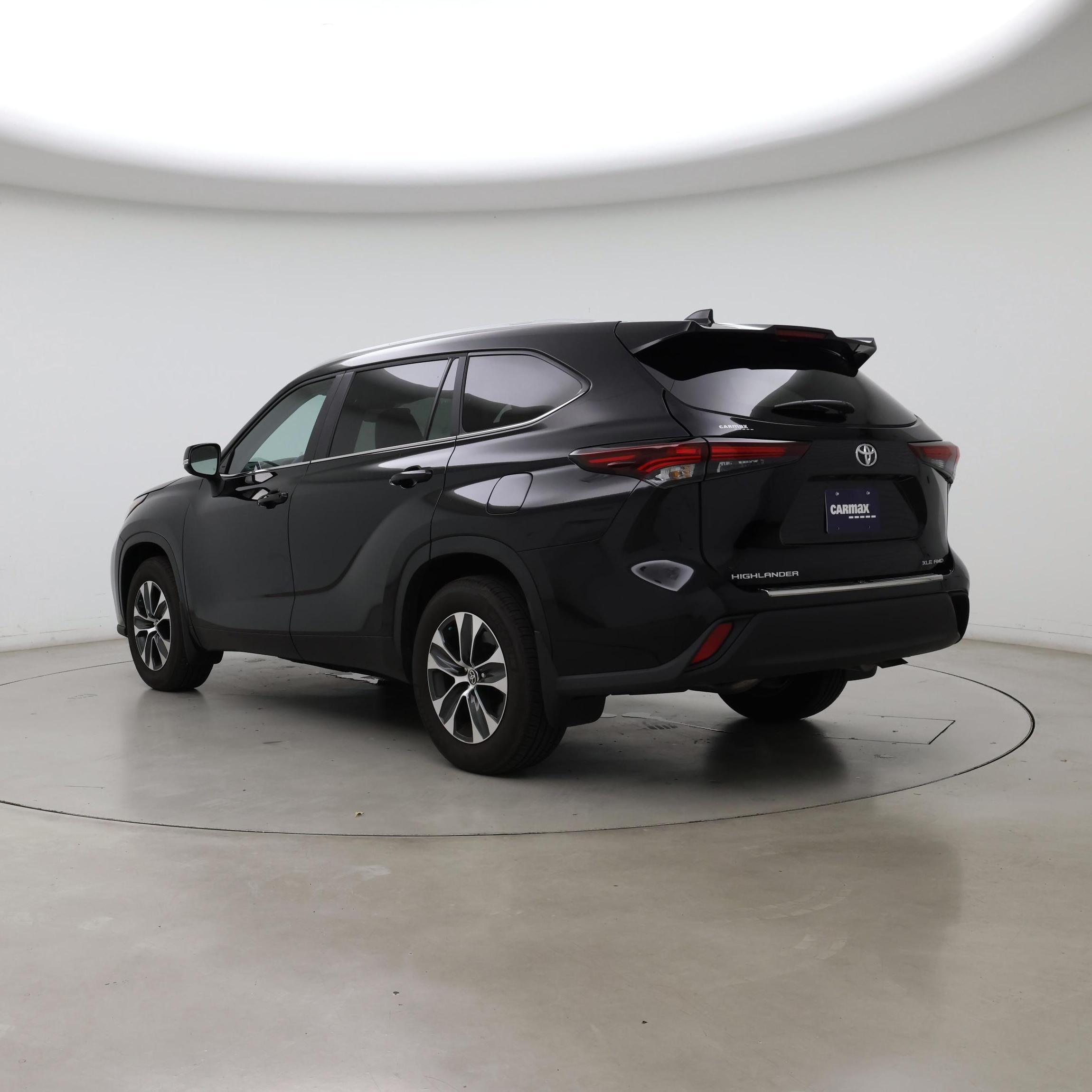 Thumbnail: 2026 Toyota Highlander - 2