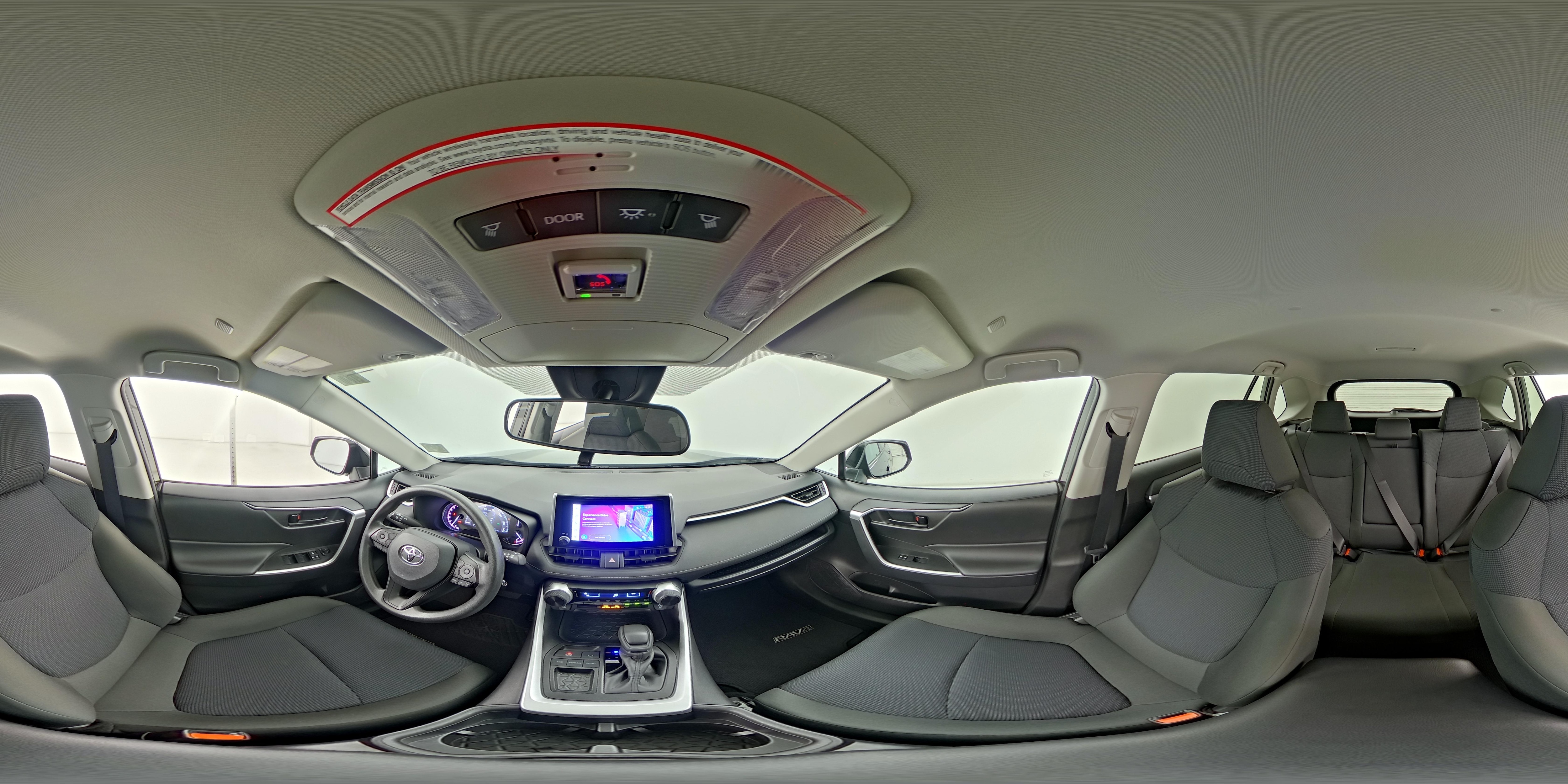 2024 Toyota RAV4 LE - Photo 24
