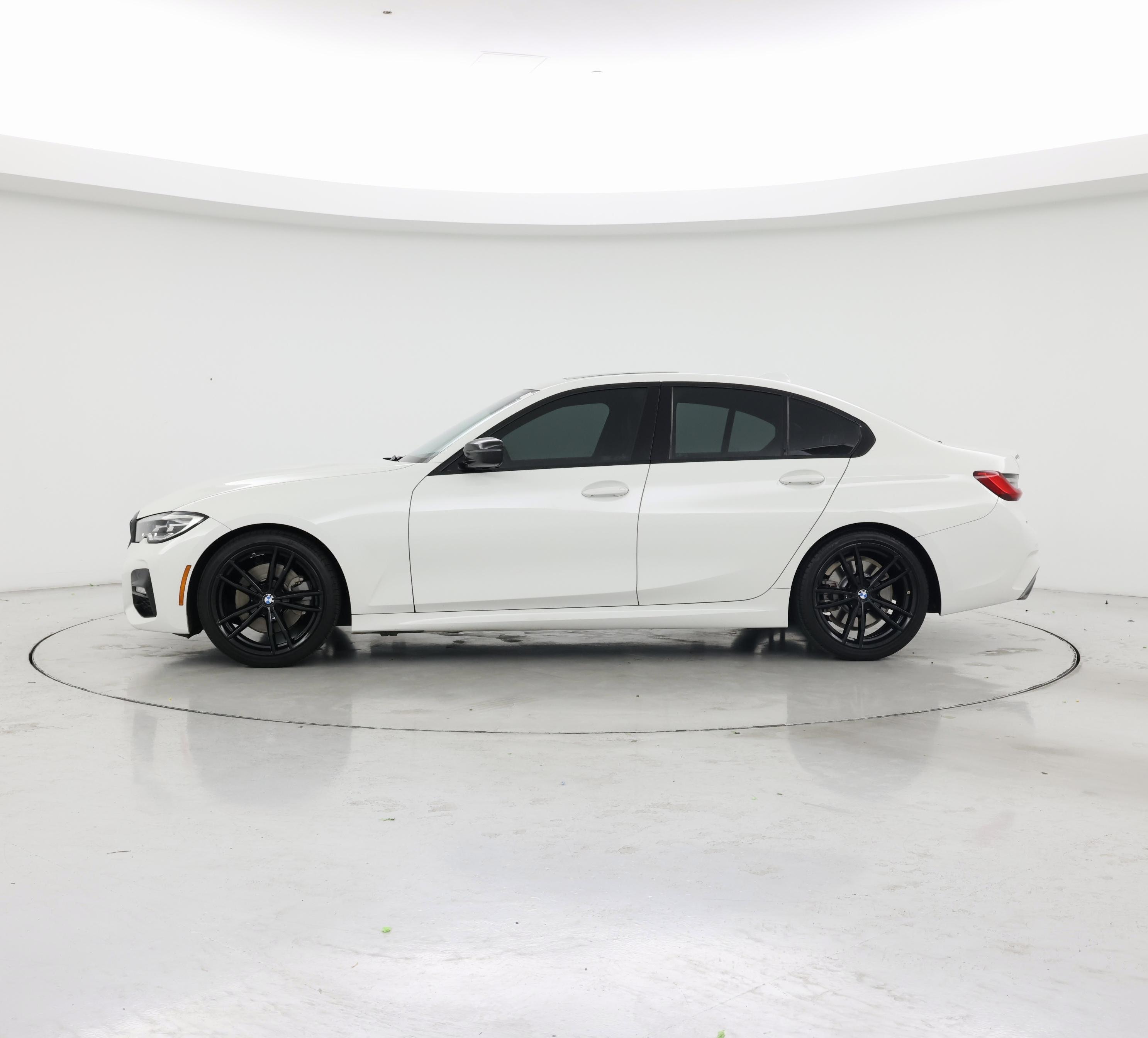 Thumbnail: 2020 BMW 3 Series - 3