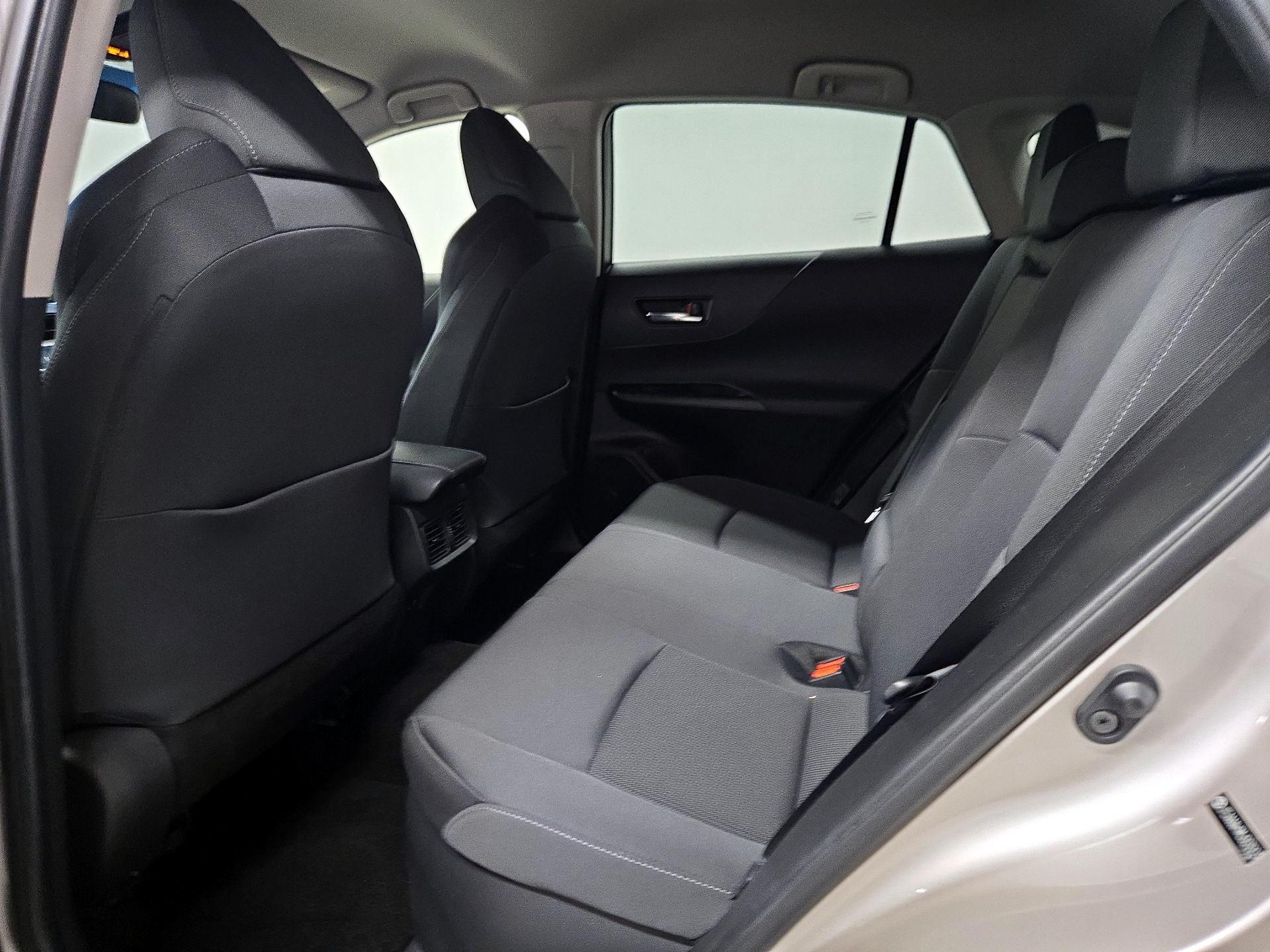 Thumbnail: 2021 Toyota Venza - 19