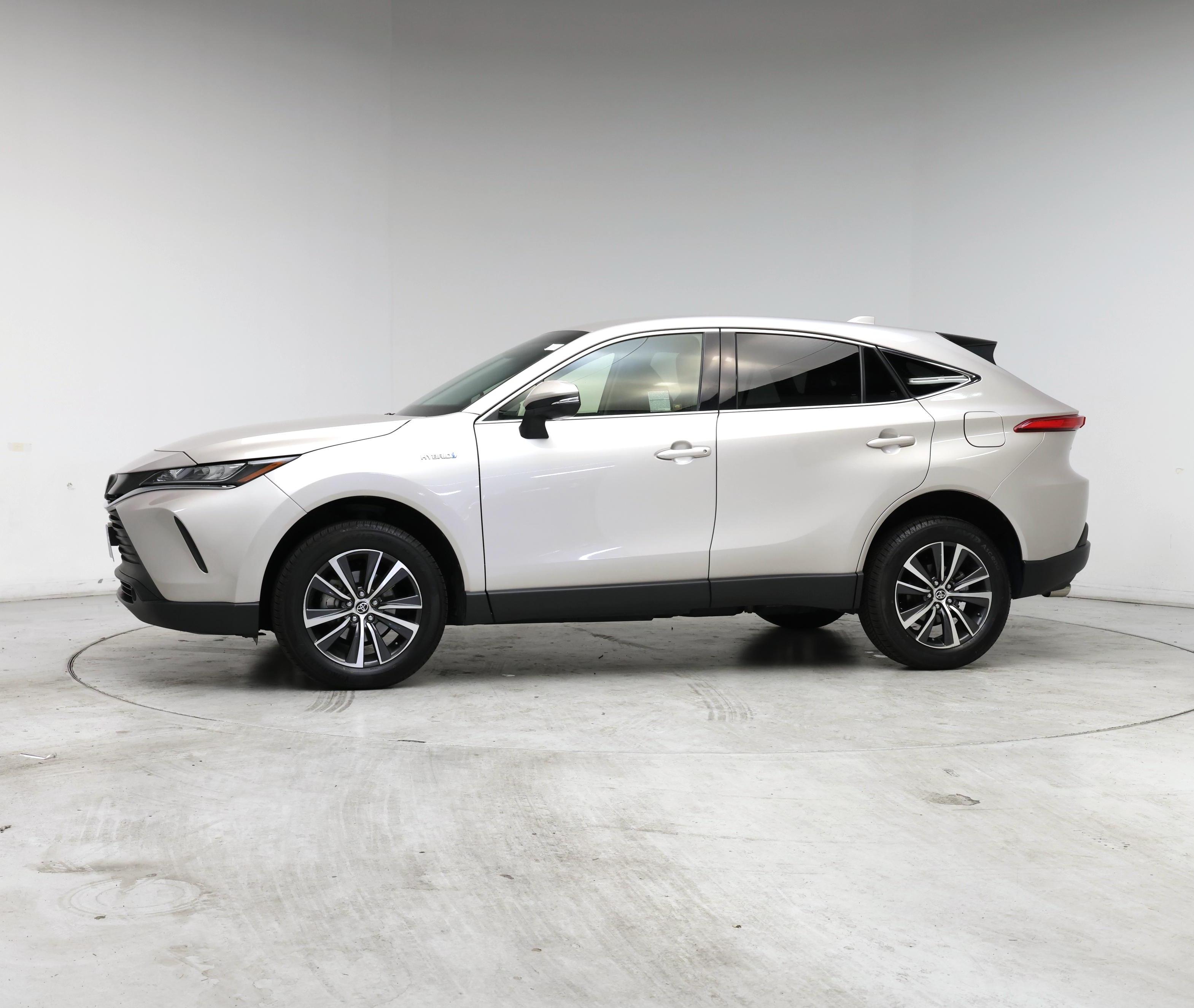 Thumbnail: 2021 Toyota Venza - 3