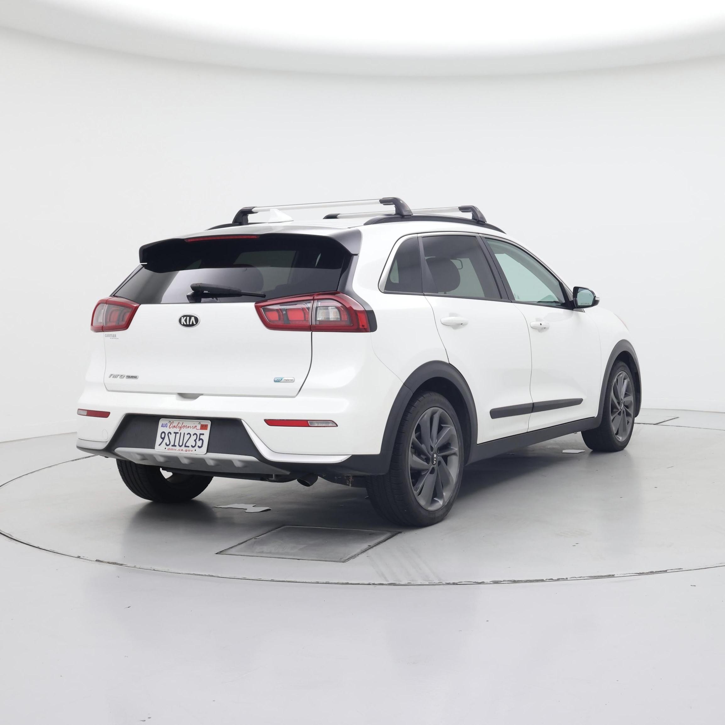 Thumbnail: 2017 Kia Niro - 8