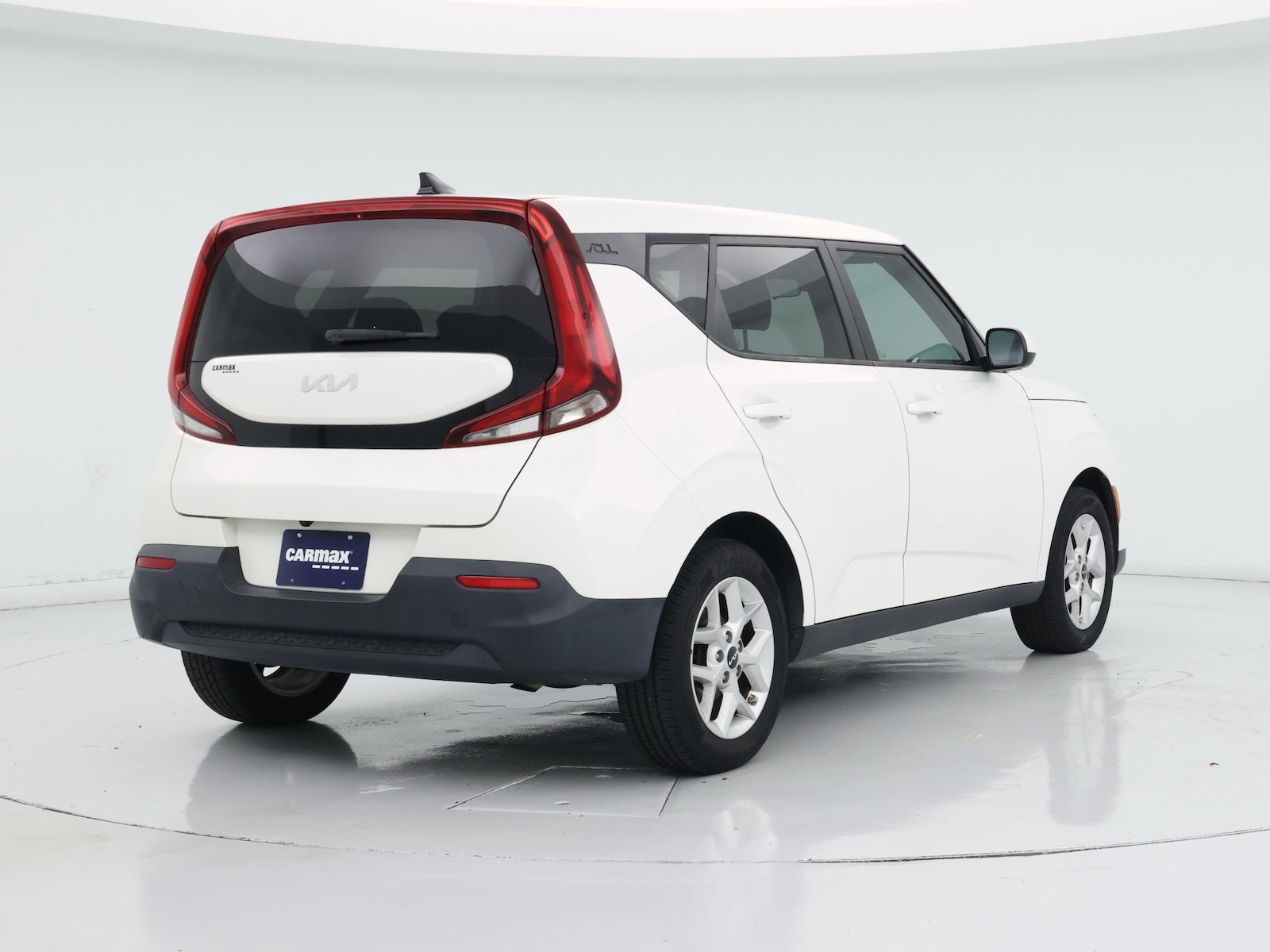 2022 Kia Soul LX - Photo 9