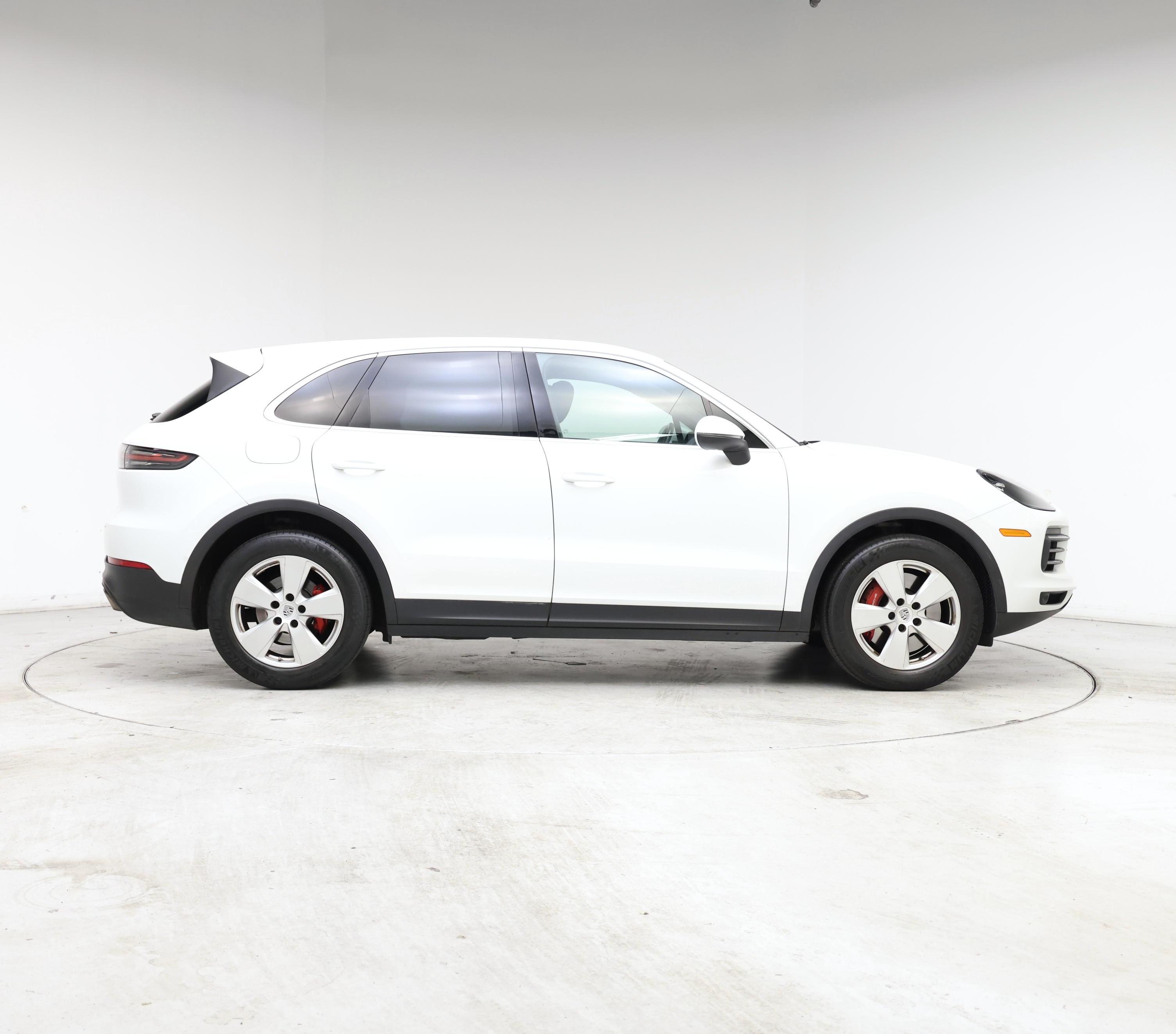 Thumbnail: 2021 Porsche Cayenne - 7