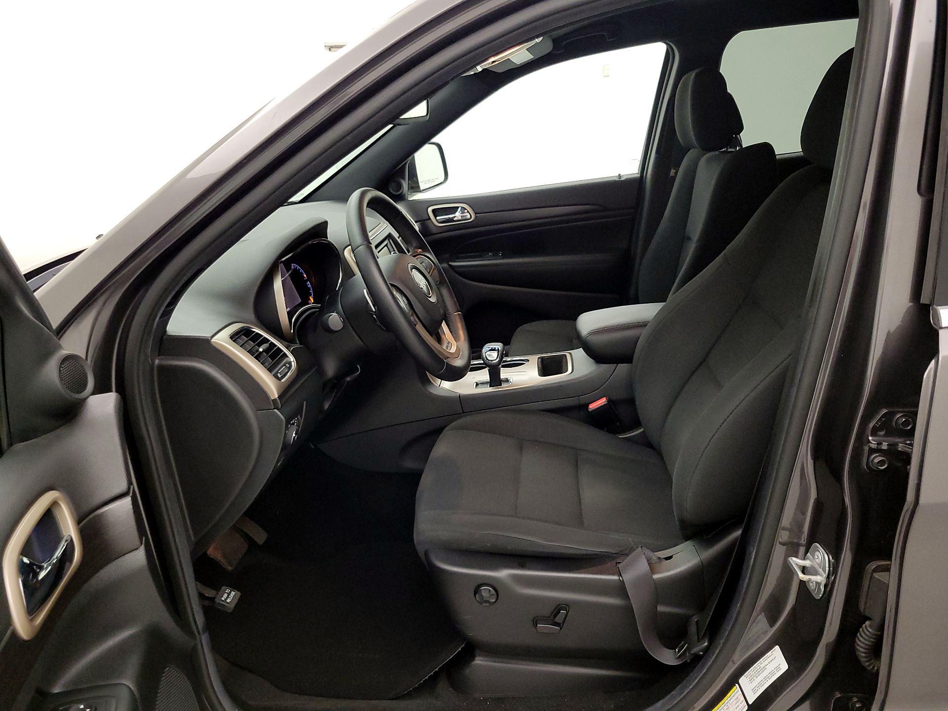 Thumbnail: 2014 Jeep Grand Cherokee - 11