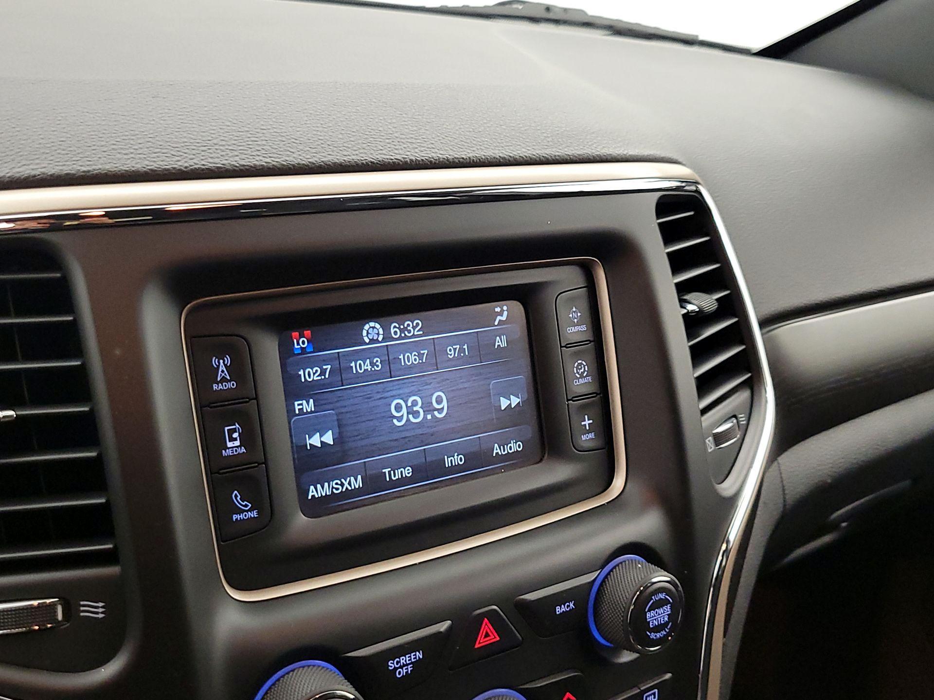 Thumbnail: 2014 Jeep Grand Cherokee - 14