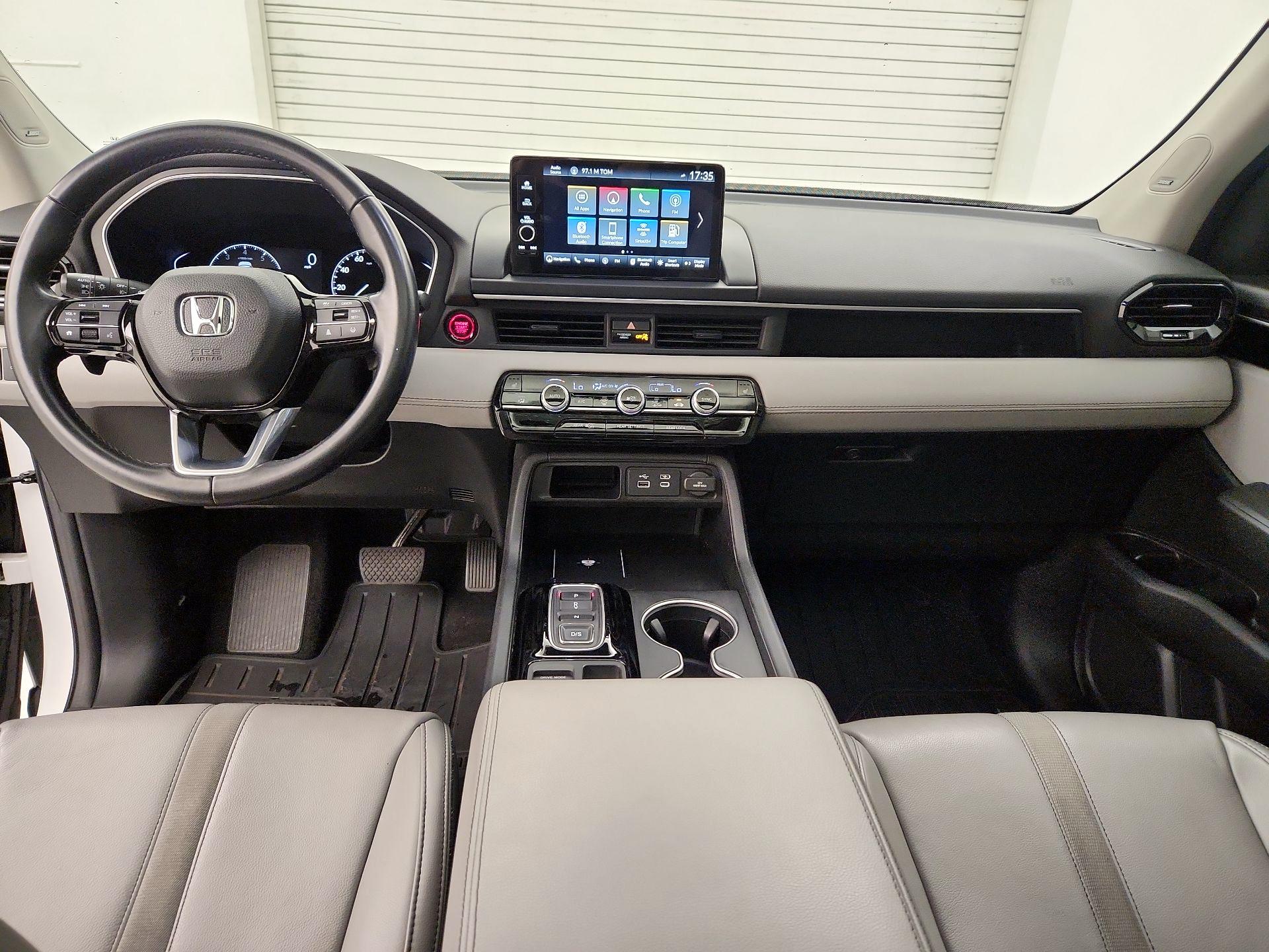 Thumbnail: 2023 Honda Pilot - 9