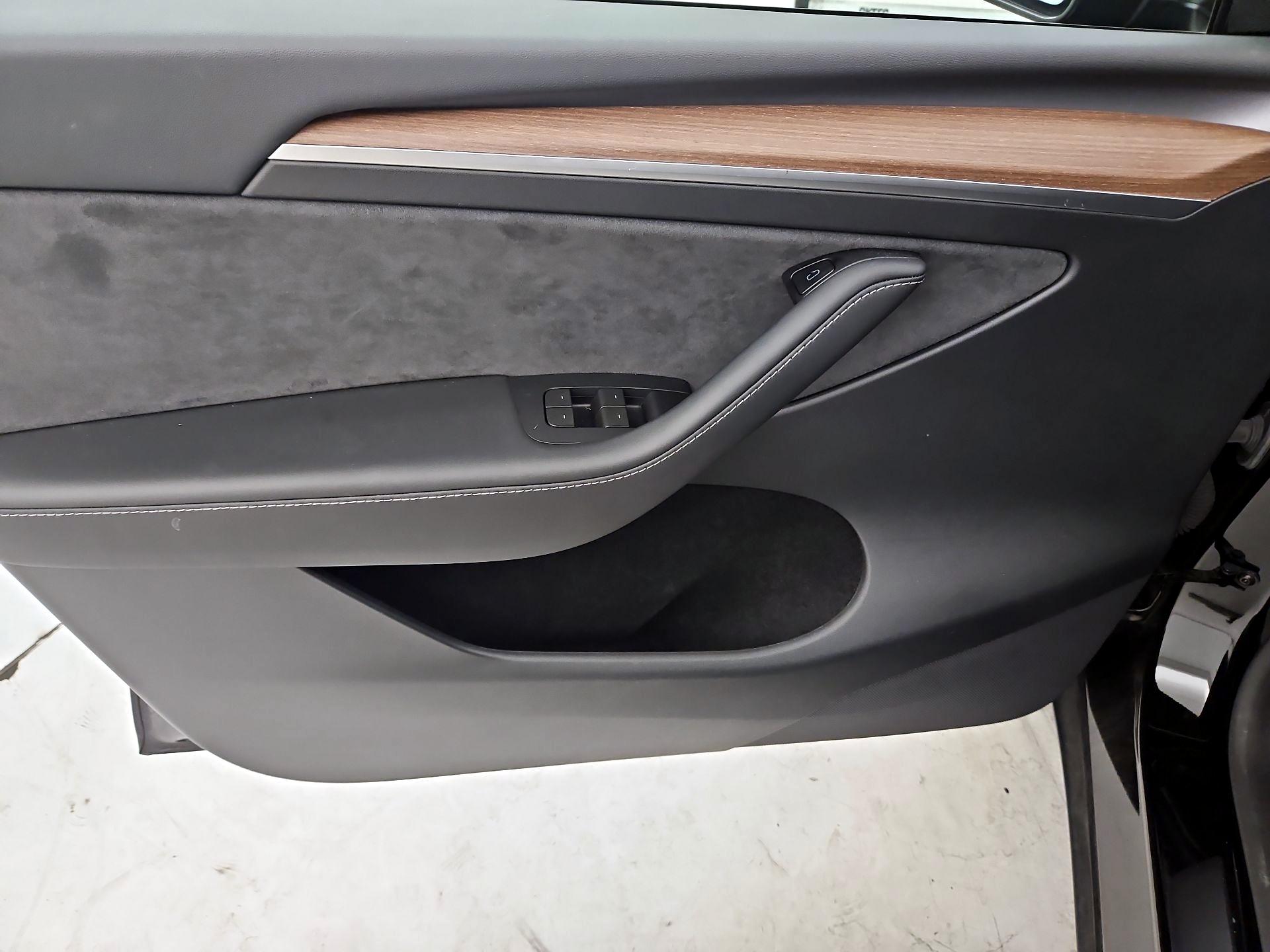 Thumbnail: 2024 Tesla Model Y - 12