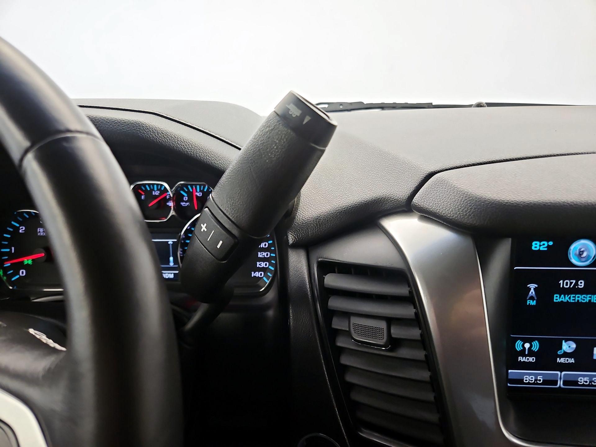Thumbnail: 2016 Chevrolet Tahoe - 18