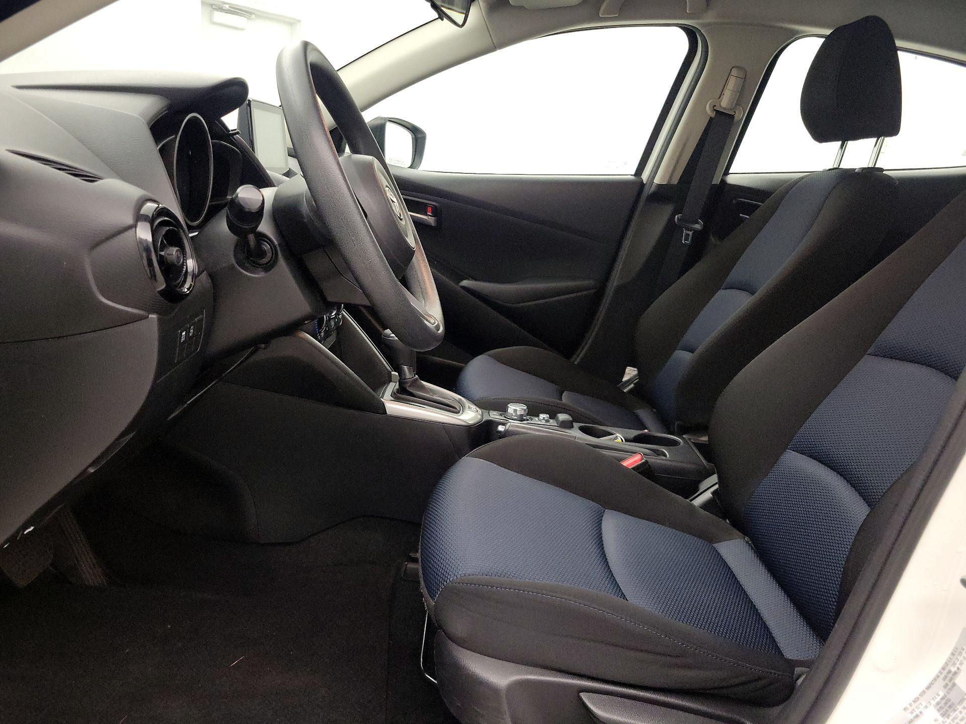 Thumbnail: 2019 Toyota Yaris - 11