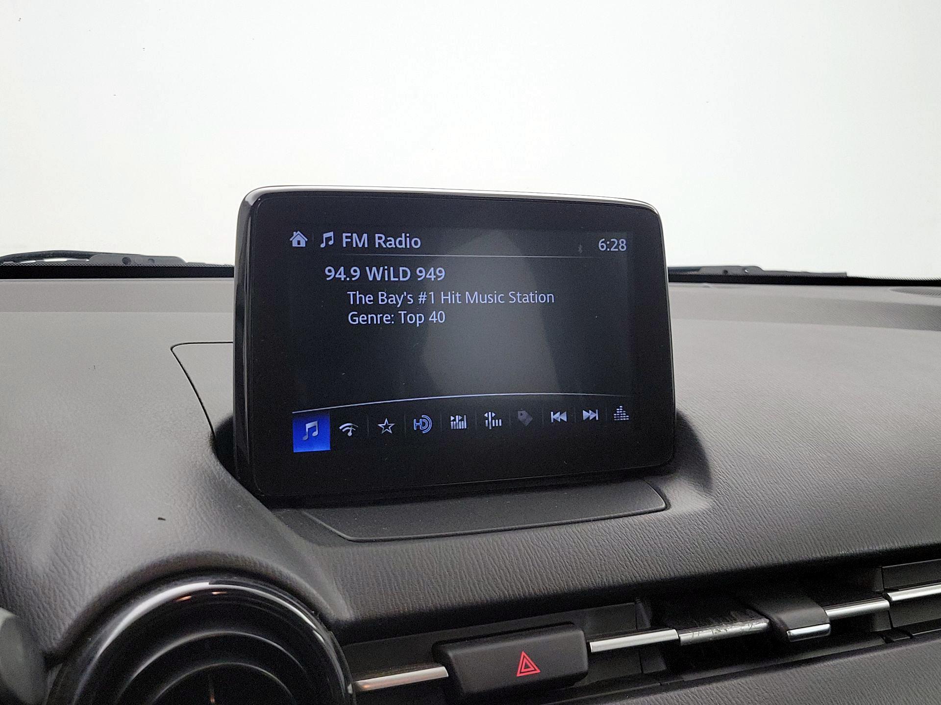 Thumbnail: 2019 Toyota Yaris - 15