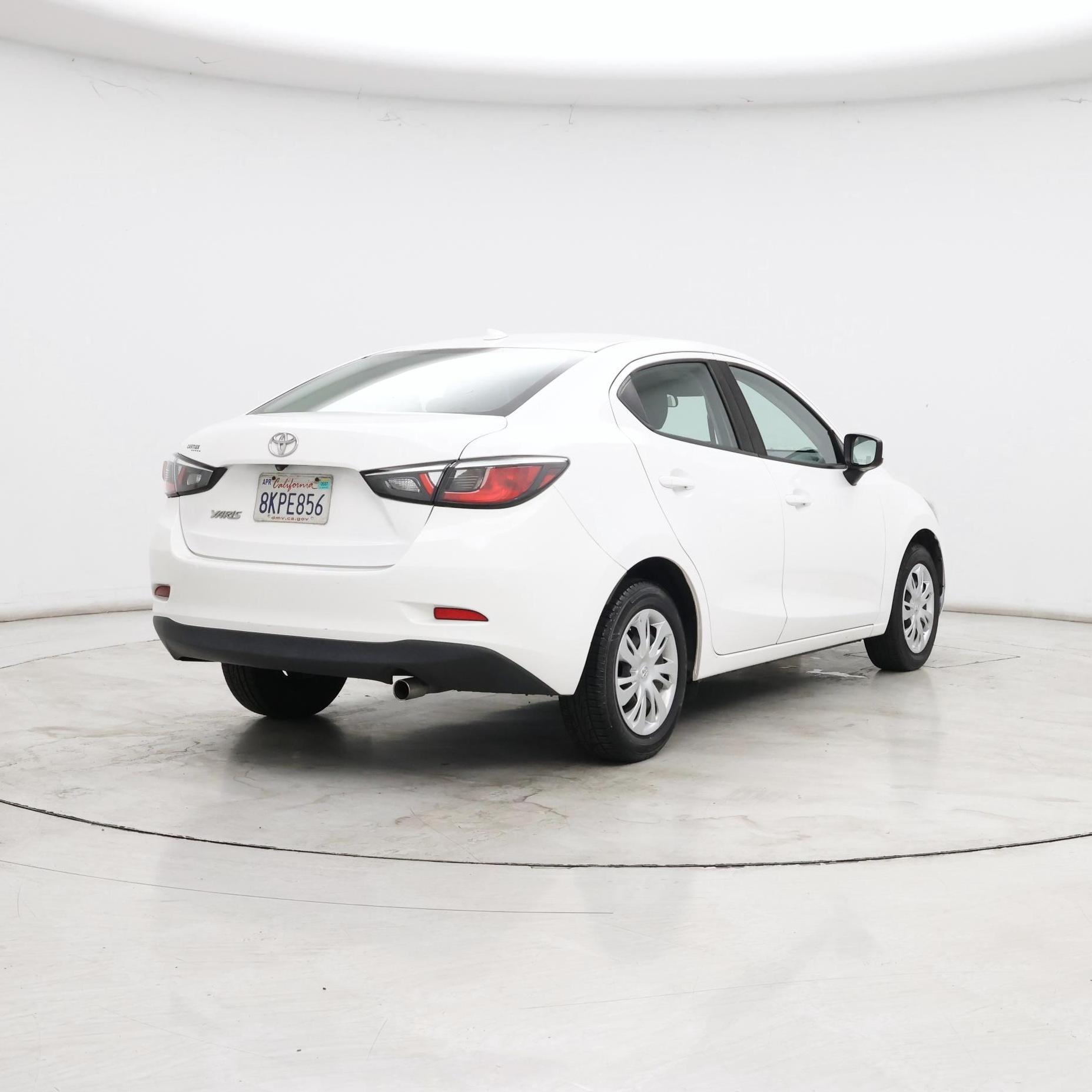 Thumbnail: 2019 Toyota Yaris - 8
