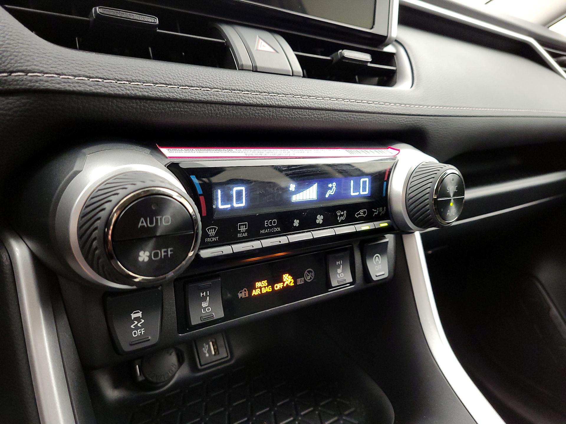Thumbnail: 2024 Toyota RAV4 - 16