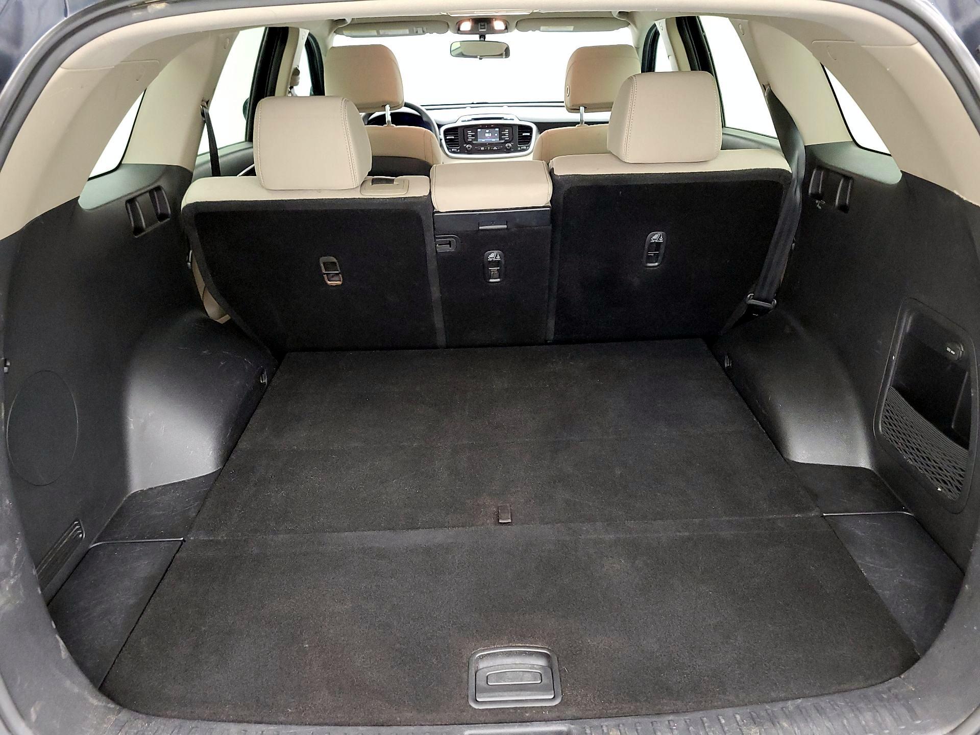 Thumbnail: 2017 Kia Sorento - 20