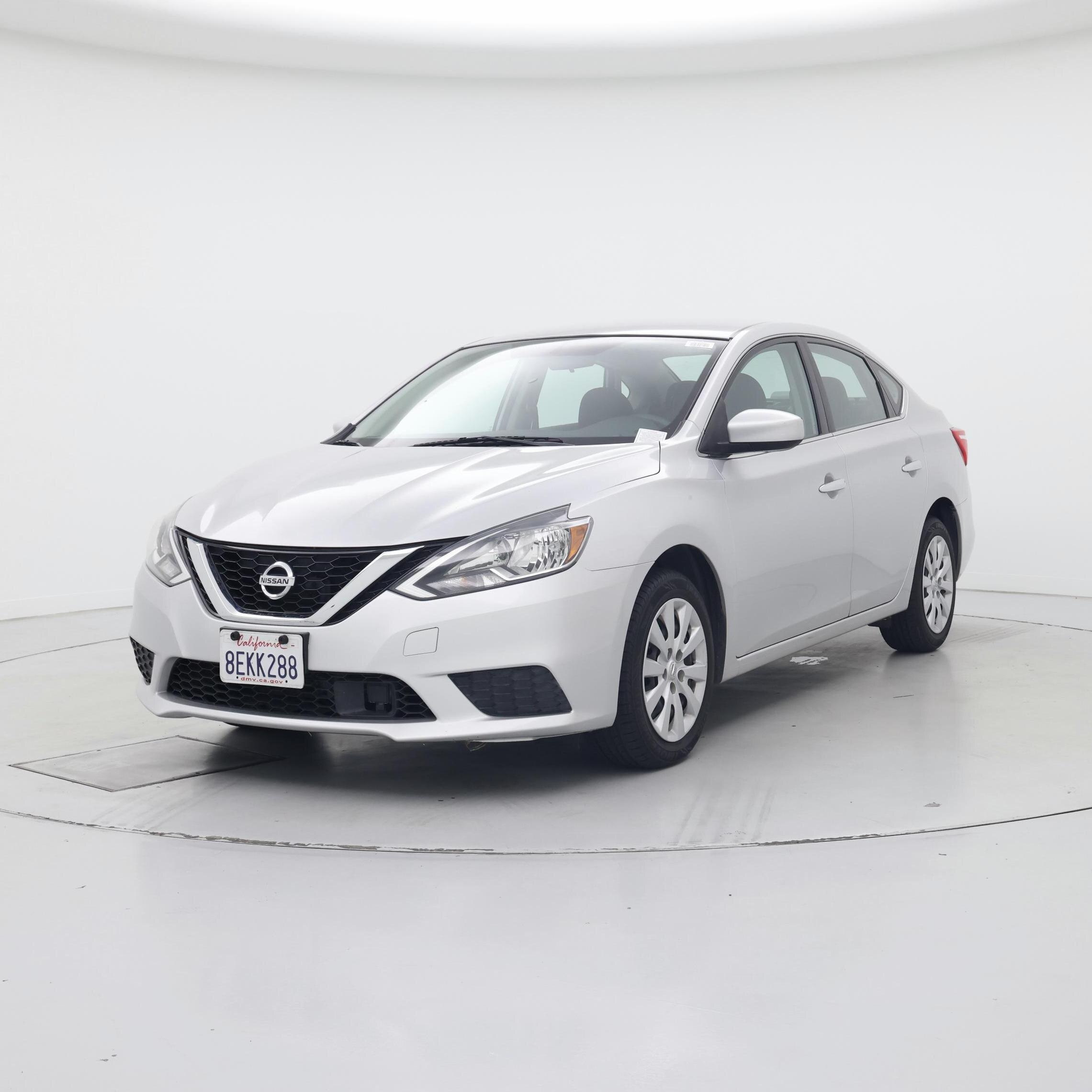 Thumbnail: 2018 Nissan Sentra - 4