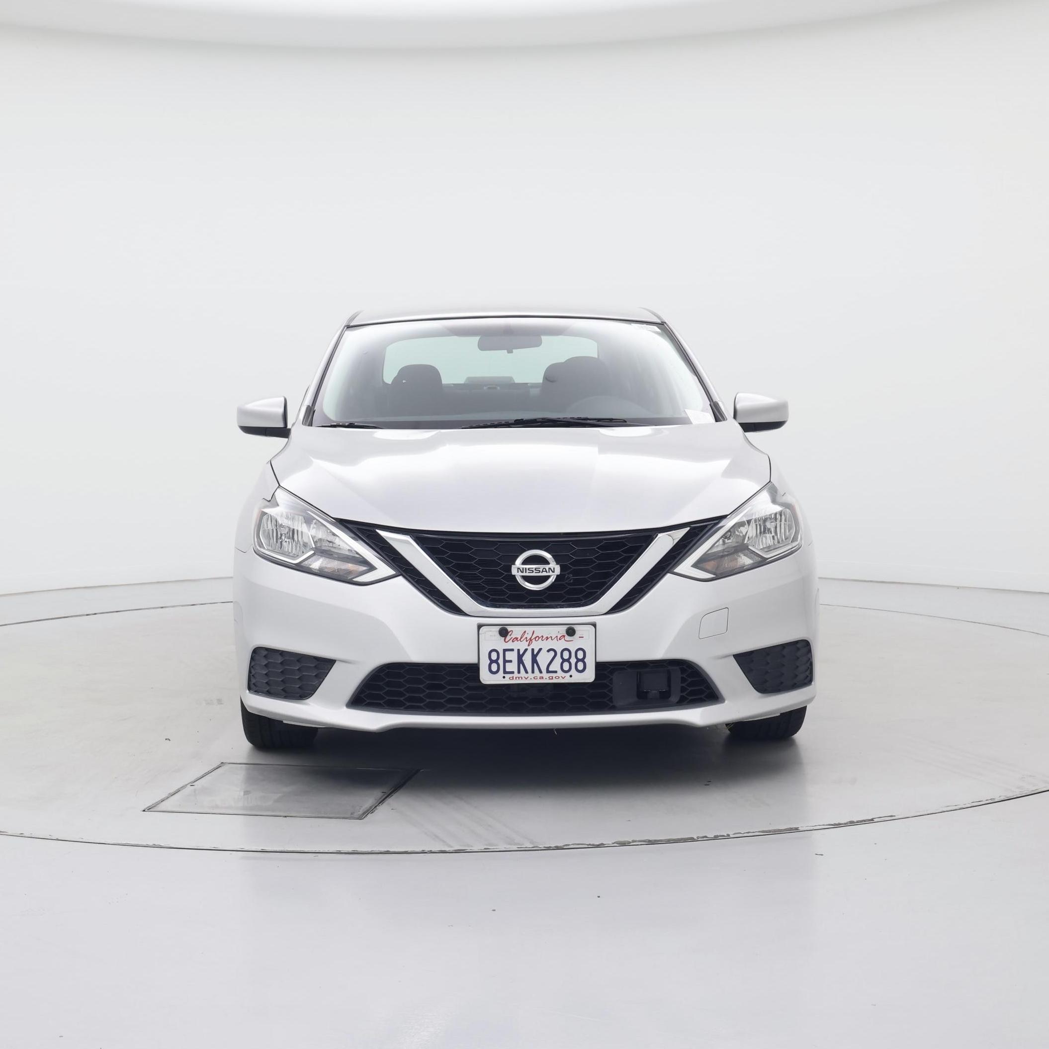 Thumbnail: 2018 Nissan Sentra - 5