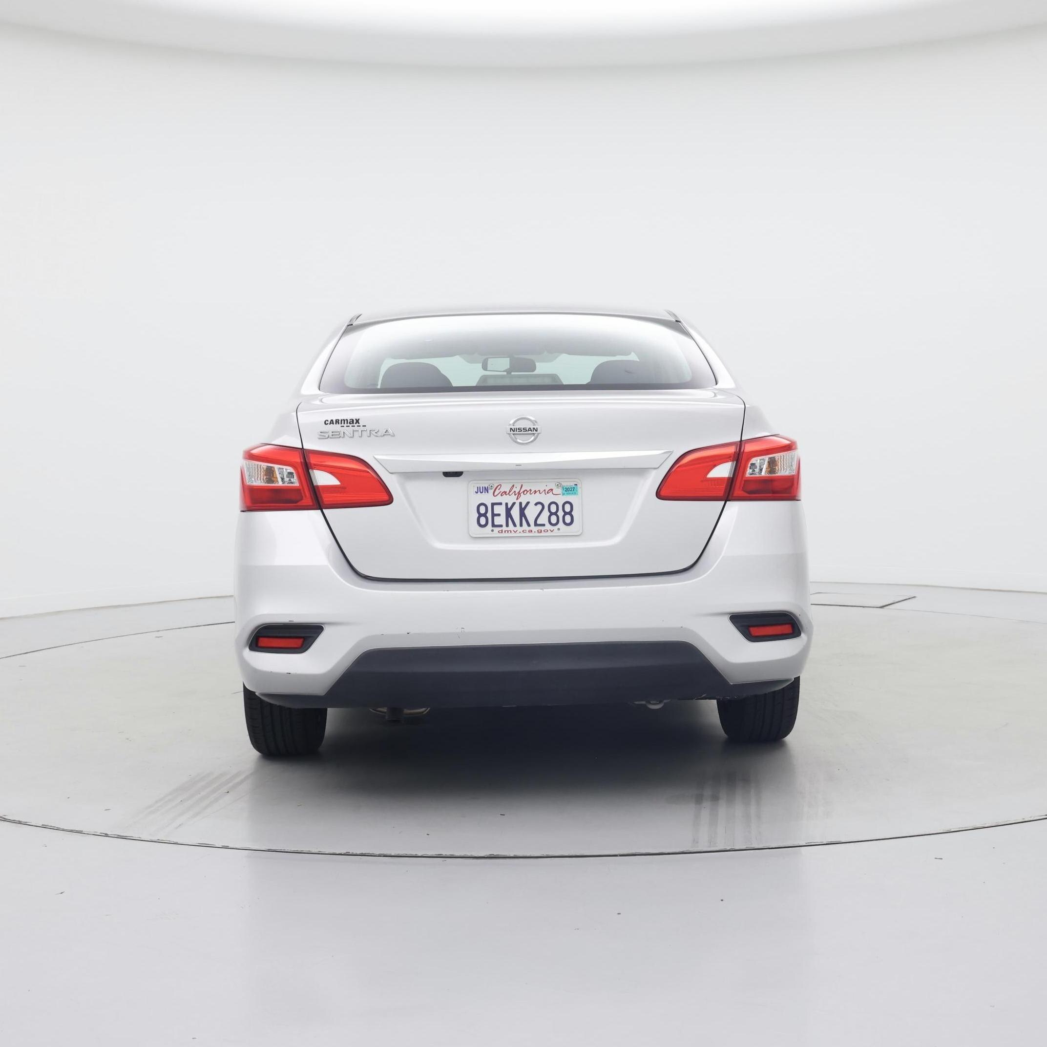Thumbnail: 2018 Nissan Sentra - 6