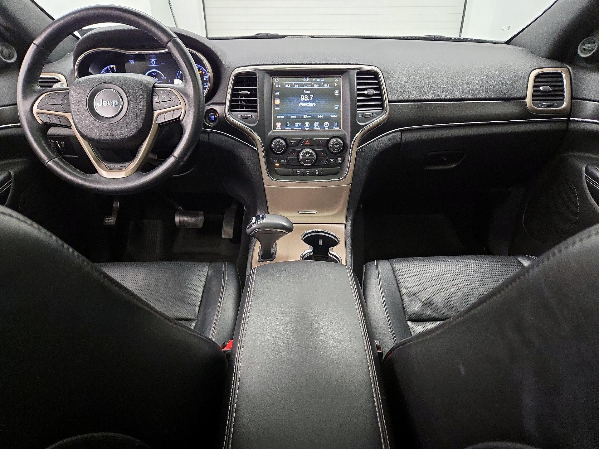 Thumbnail: 2015 Jeep Grand Cherokee - 9