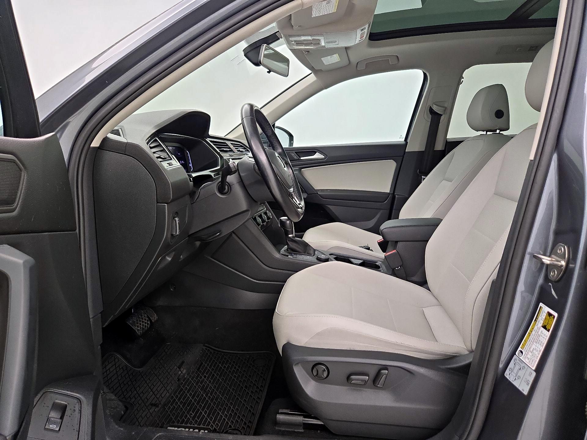 Thumbnail: 2019 Volkswagen Tiguan - 11