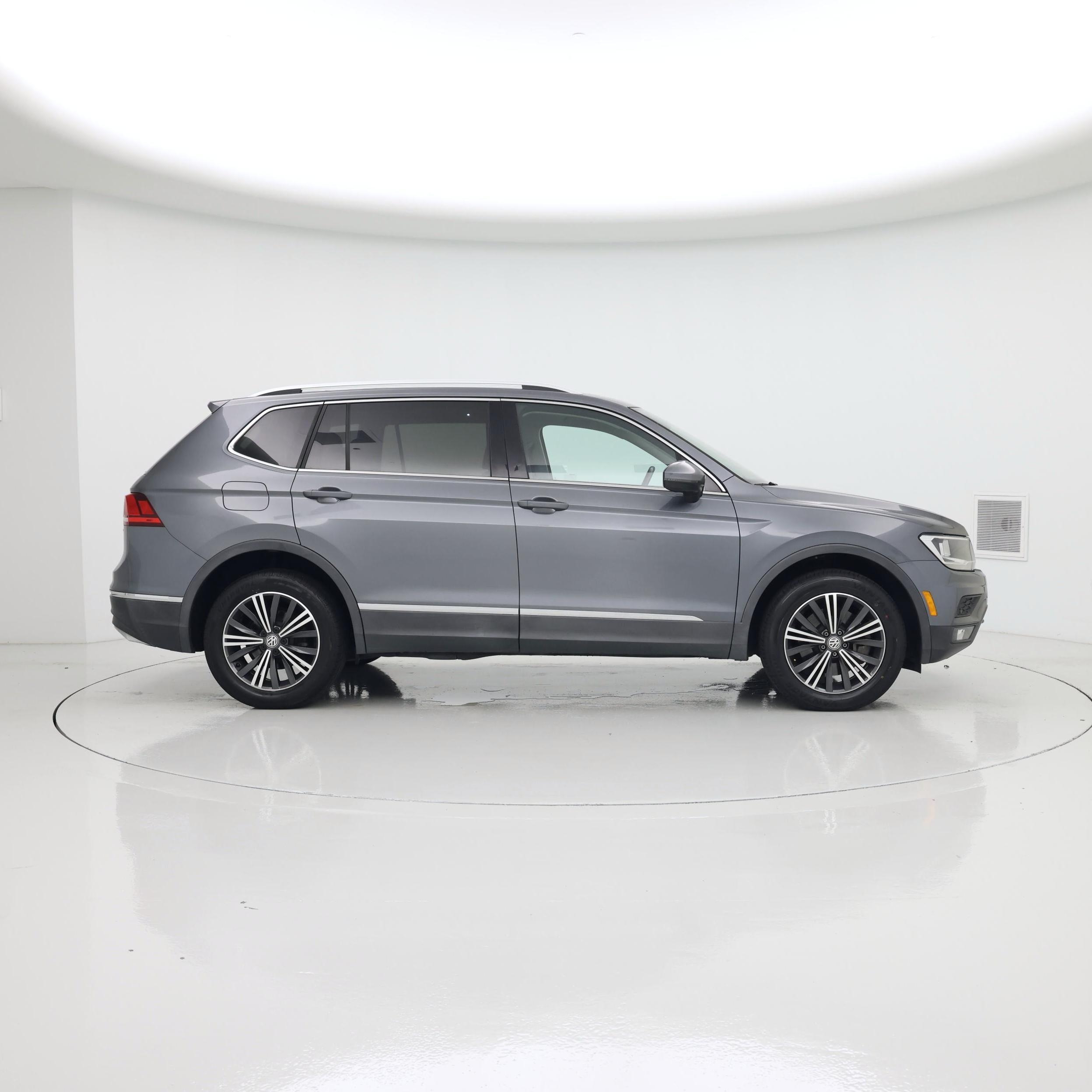 Thumbnail: 2019 Volkswagen Tiguan - 7