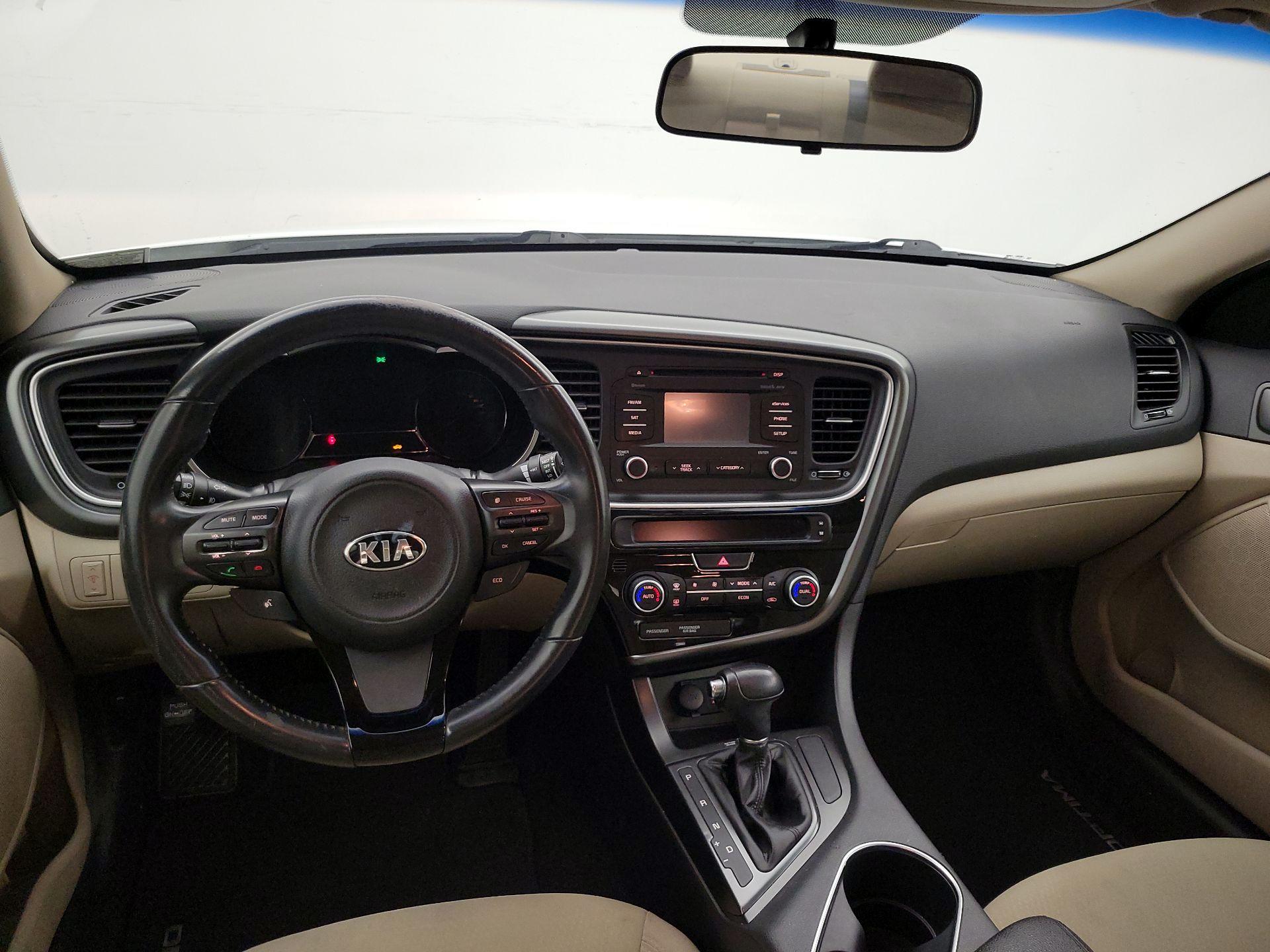 Thumbnail: 2016 Kia Optima - 9