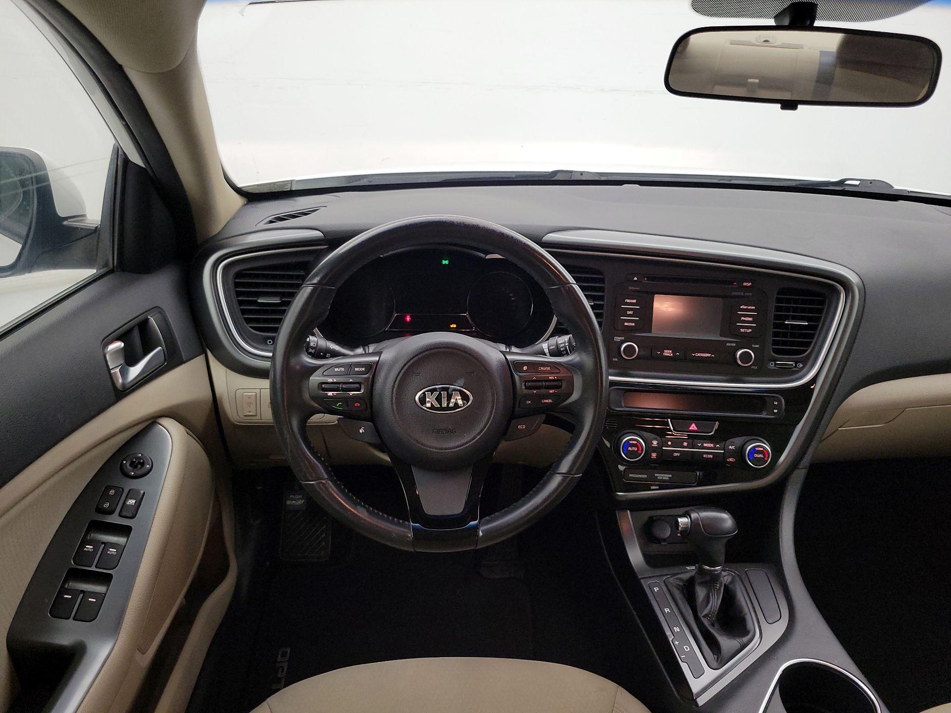 Thumbnail: 2016 Kia Optima - 10