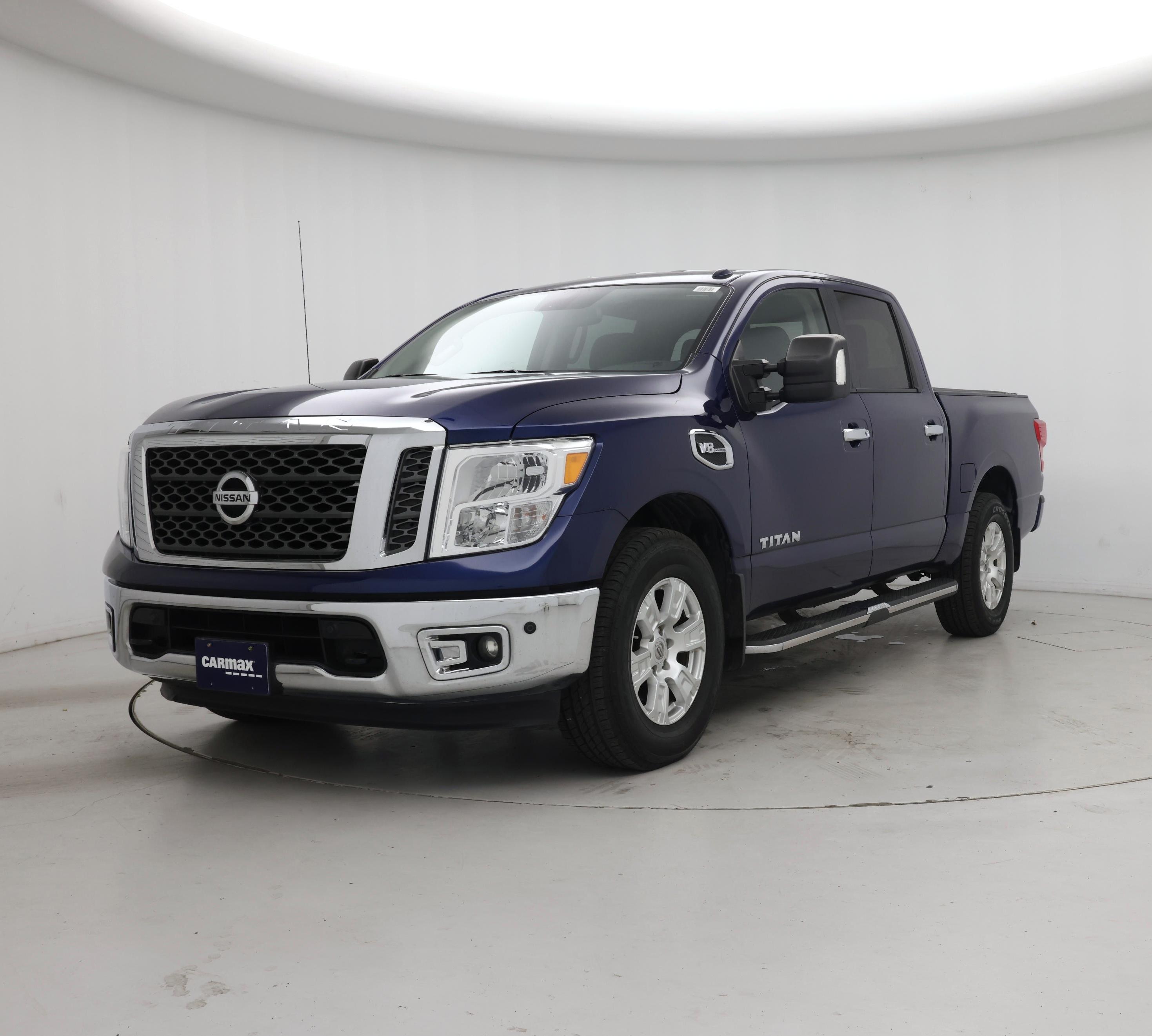Thumbnail: 2017 Nissan Titan - 4